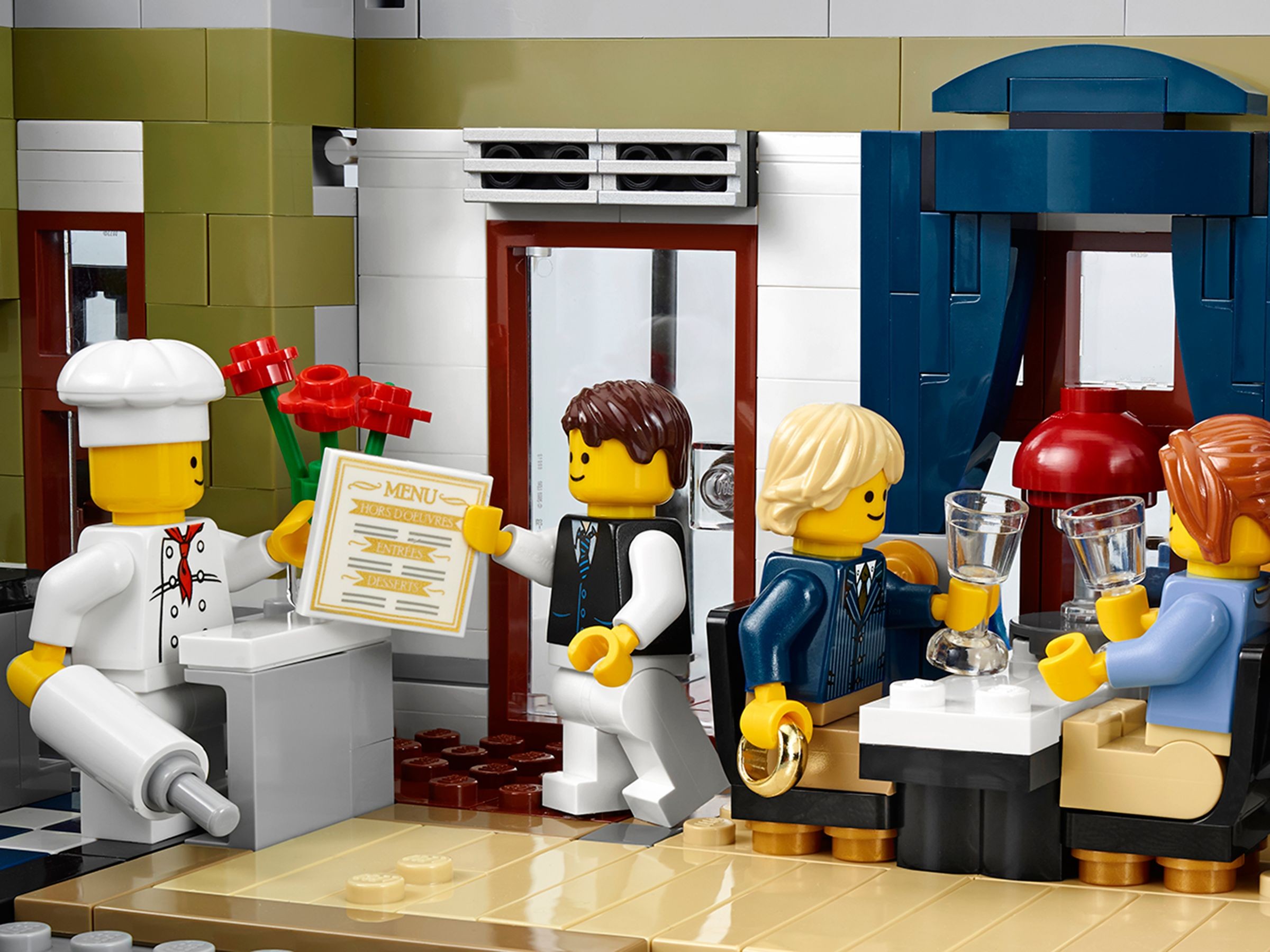 Конструктор LEGO Creator 10243 4002 дет. - фото 7