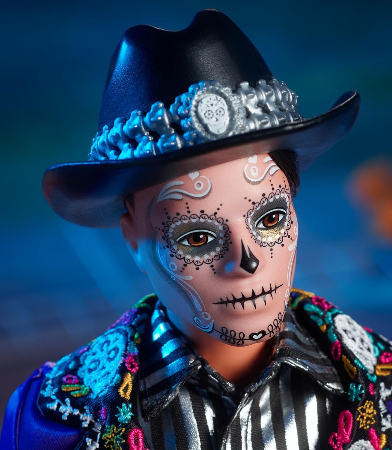 Кукла модельная Barbie Signature Dia De Muertos Кен в фиолетовом HJX15 - фото 4