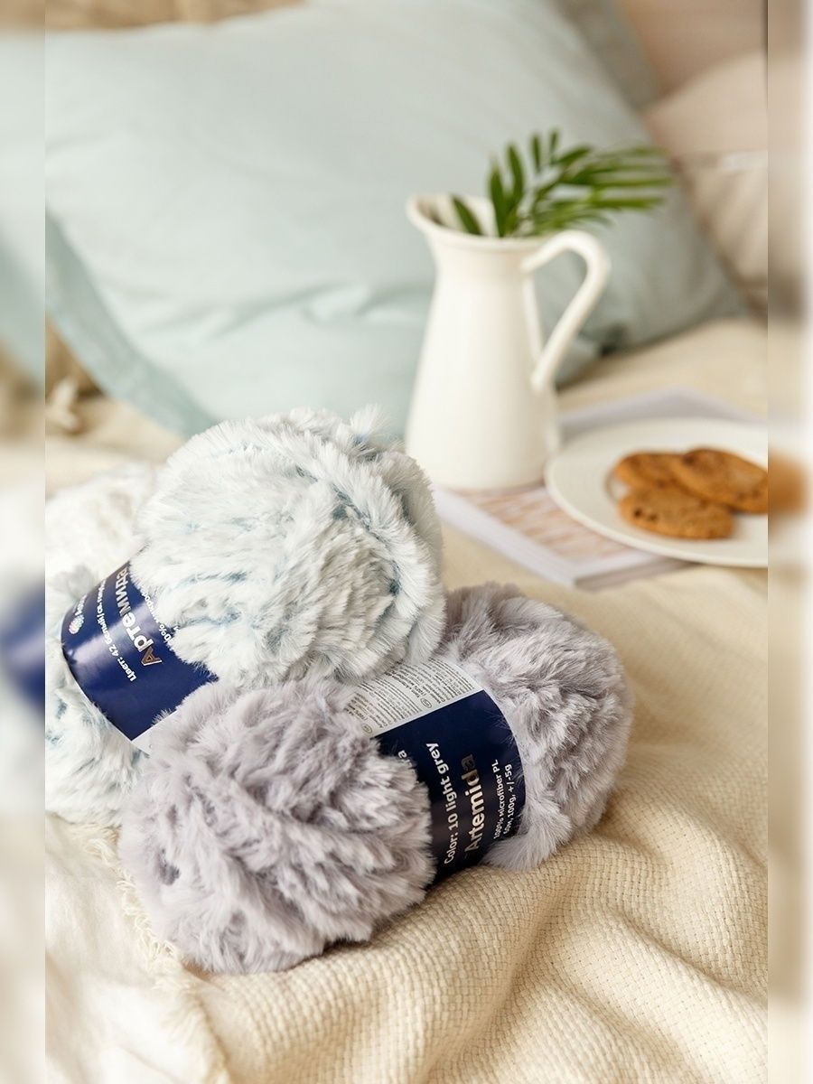 Пряжа Astra Premium Артемида с густым пушистым ворсом 100 г 60 м 17 белый/серый 3 мотка - фото 12