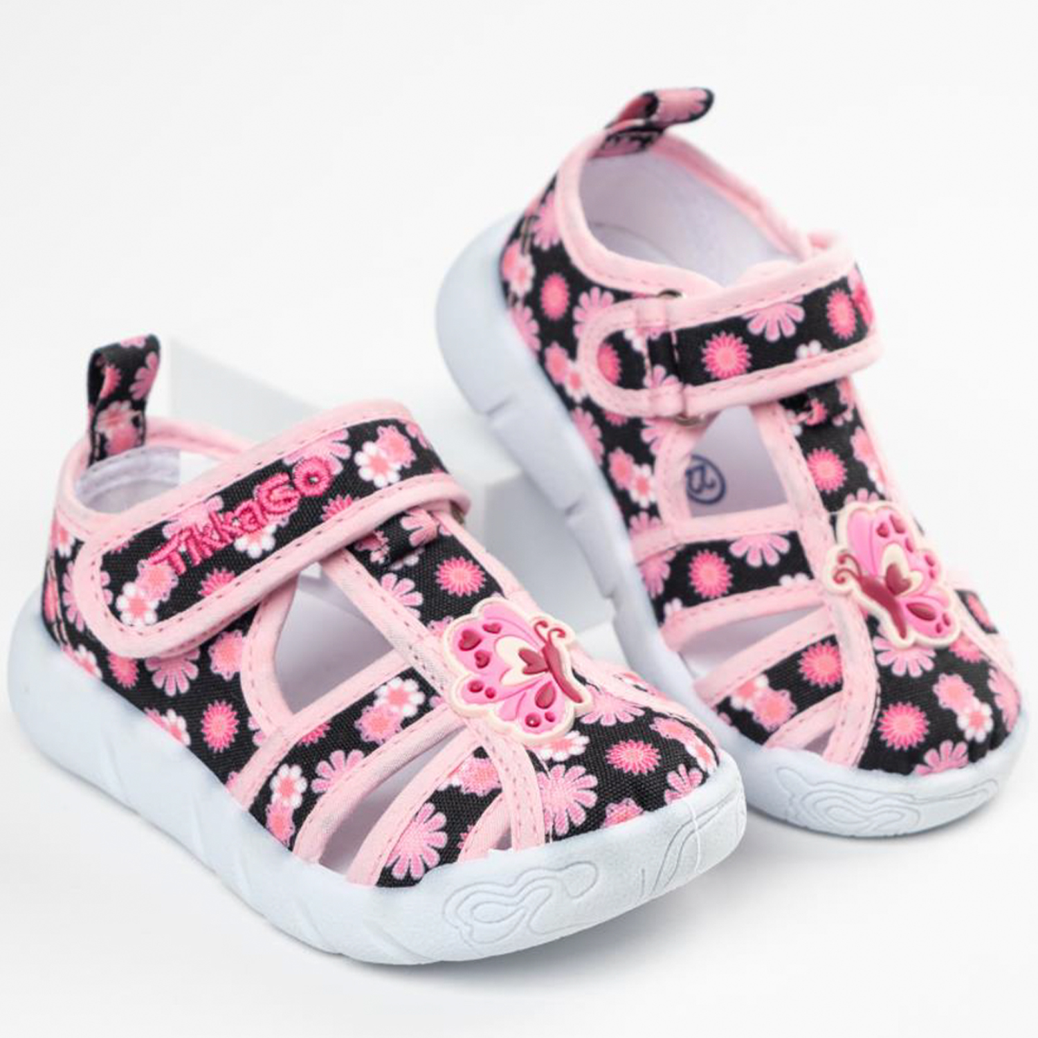 Сандалии TikkaGo 7N05_241003_black-pink - фото 1