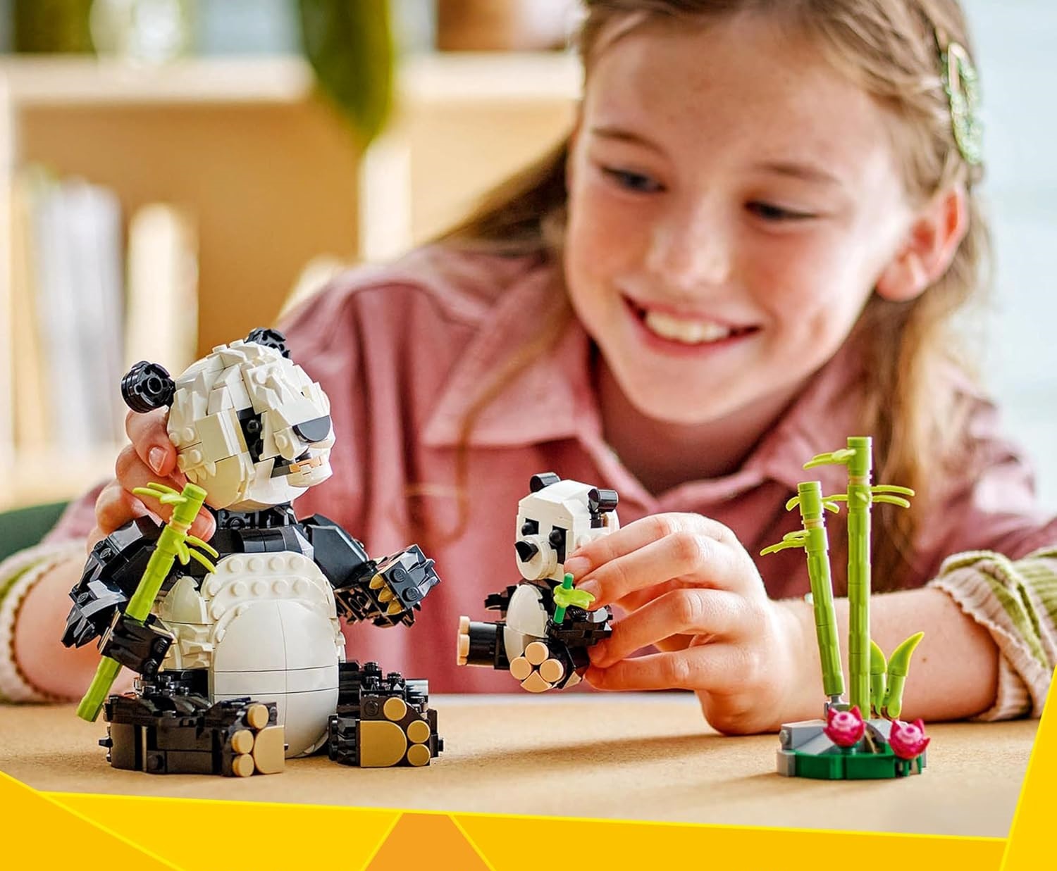 Конструктор LEGO Creator Семейство панд блочный - фото 7