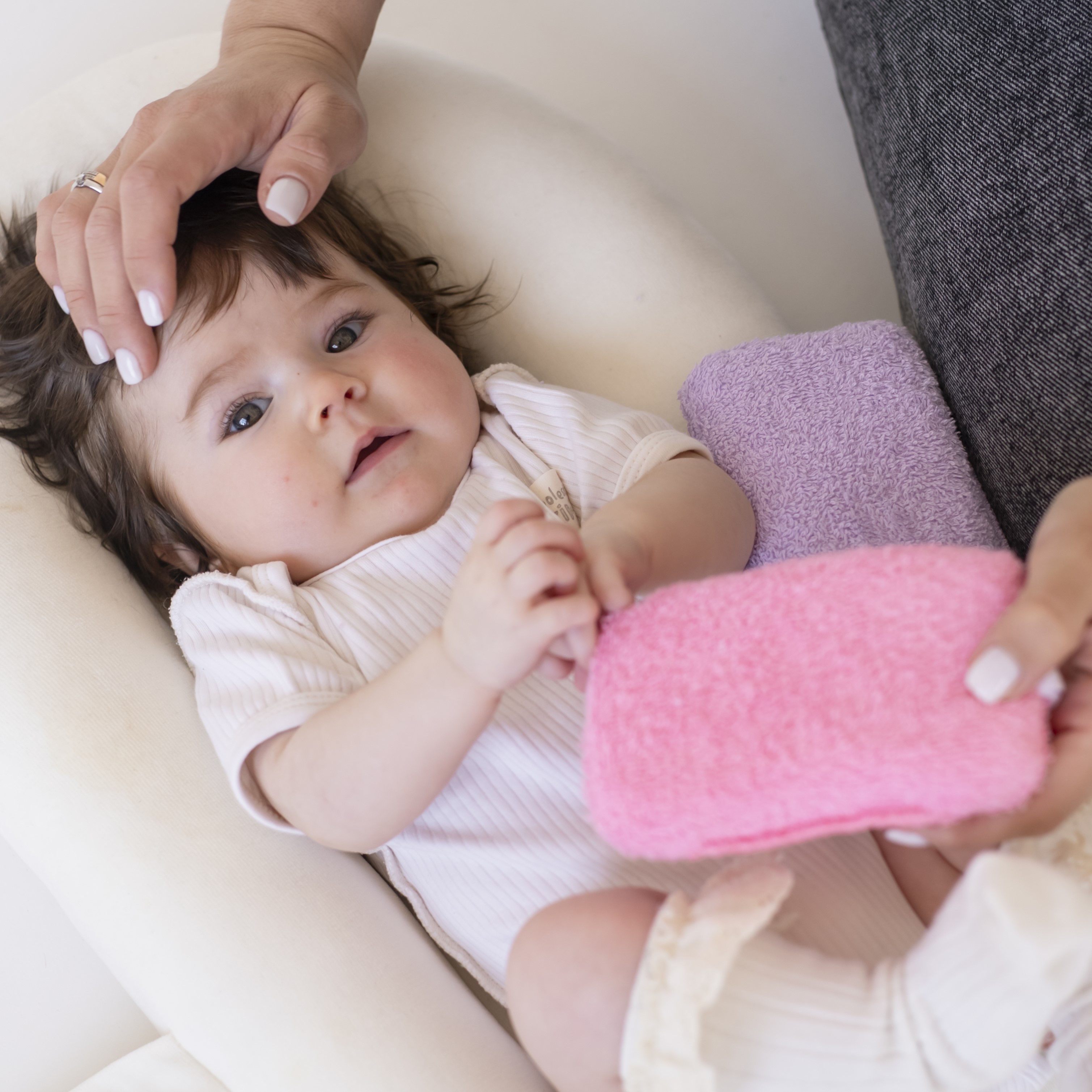 Губка, мочалка Uviton для купания новорожденных в ассортименте - фото 4