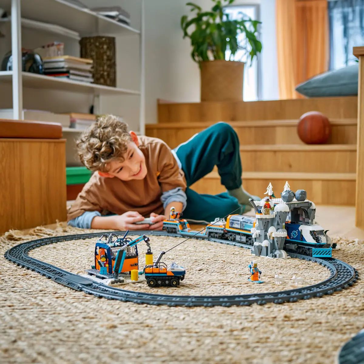 Конструктор LEGO City Полярный экспресс 1517 дет. - фото 7