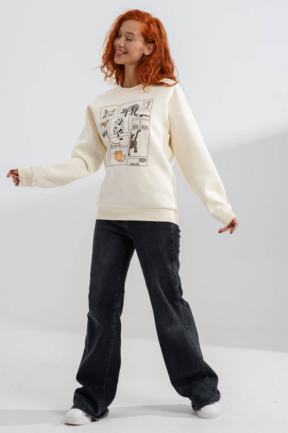 Свитшот Натали Суслова 8569 молочный+коты - фото 3