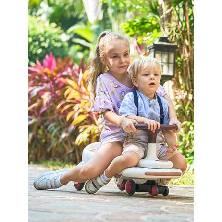 Четырехколесный беговел Hape