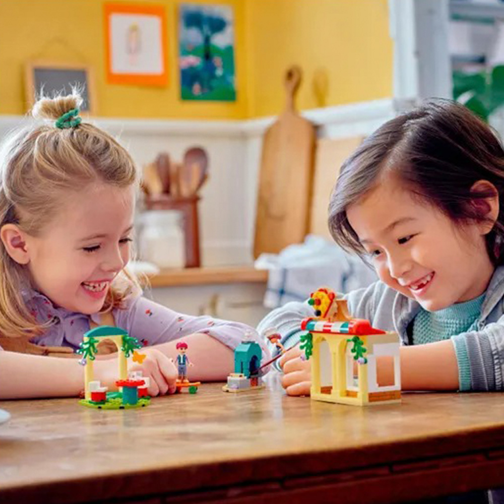 Конструктор LEGO Friends Пиццерия Хартлейк Сити 144 дет. - фото 16