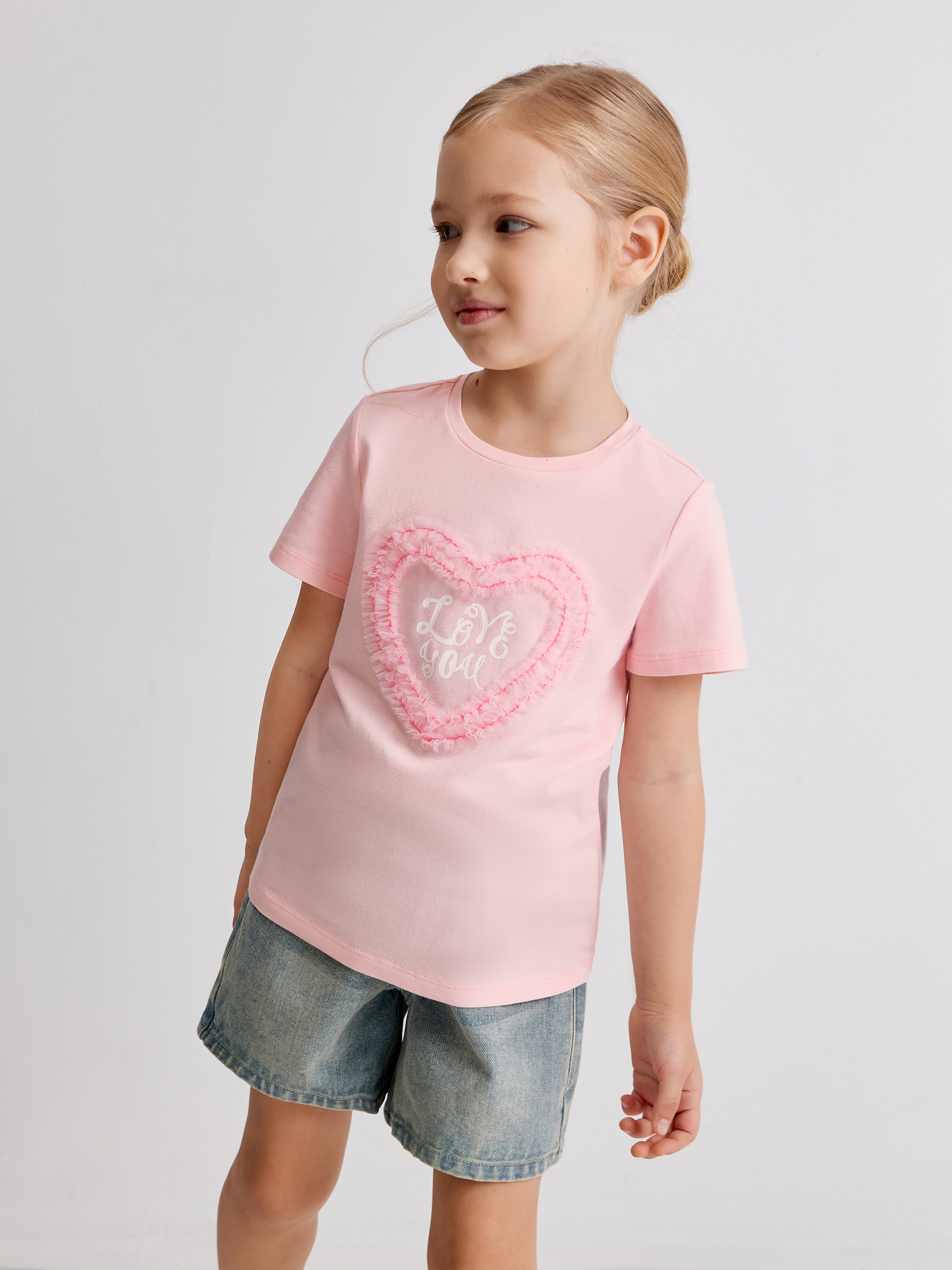 Изображение товара Детская футболка Acoola 116 для девочек с объемным сердечным принтом