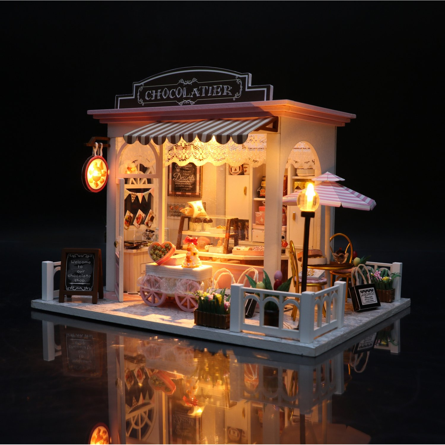 Интерьерный конструктор HitToy Румбокс Шоколадная лавка с куполом C007 - фото 6