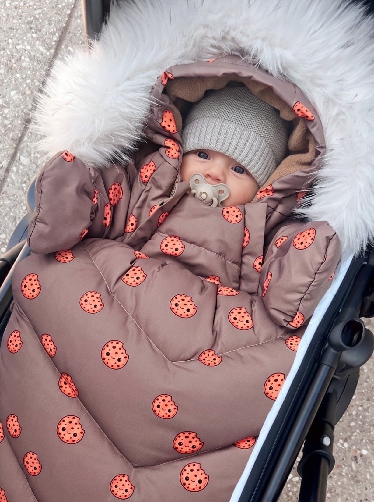Конверт на выписку KARPBABy коричневый - фото 1
