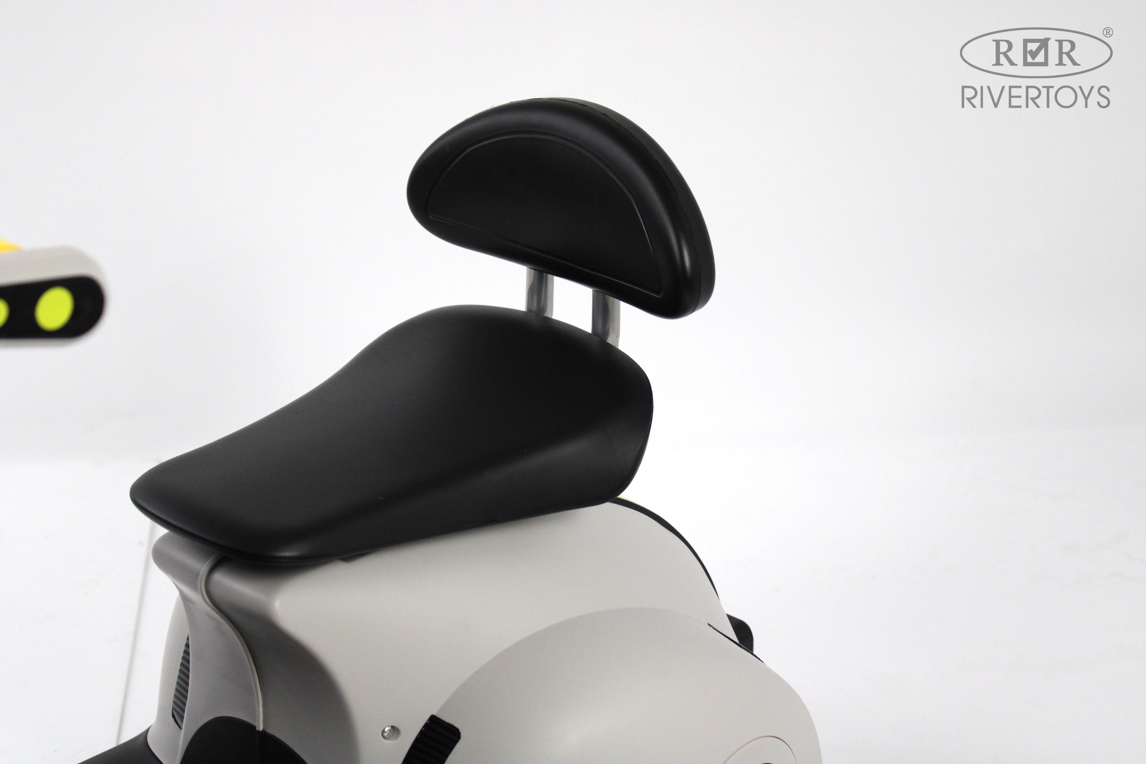 Электромобиль RIVERTOYS K444PX-GRAY - фото 12