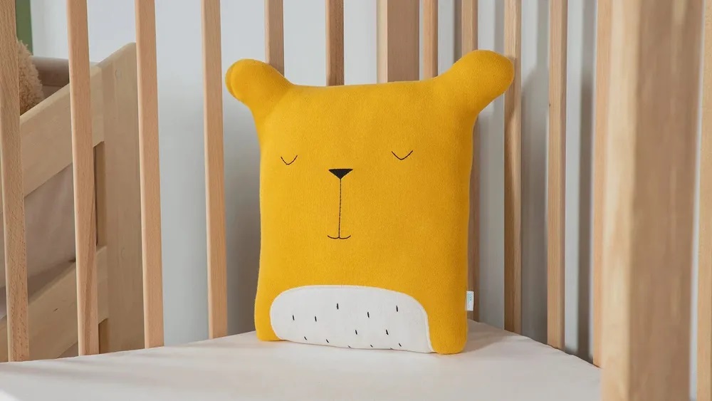 Подушка детская askona kids Funny (Фанни) sleeping bear 35 x 35 см - фото 2
