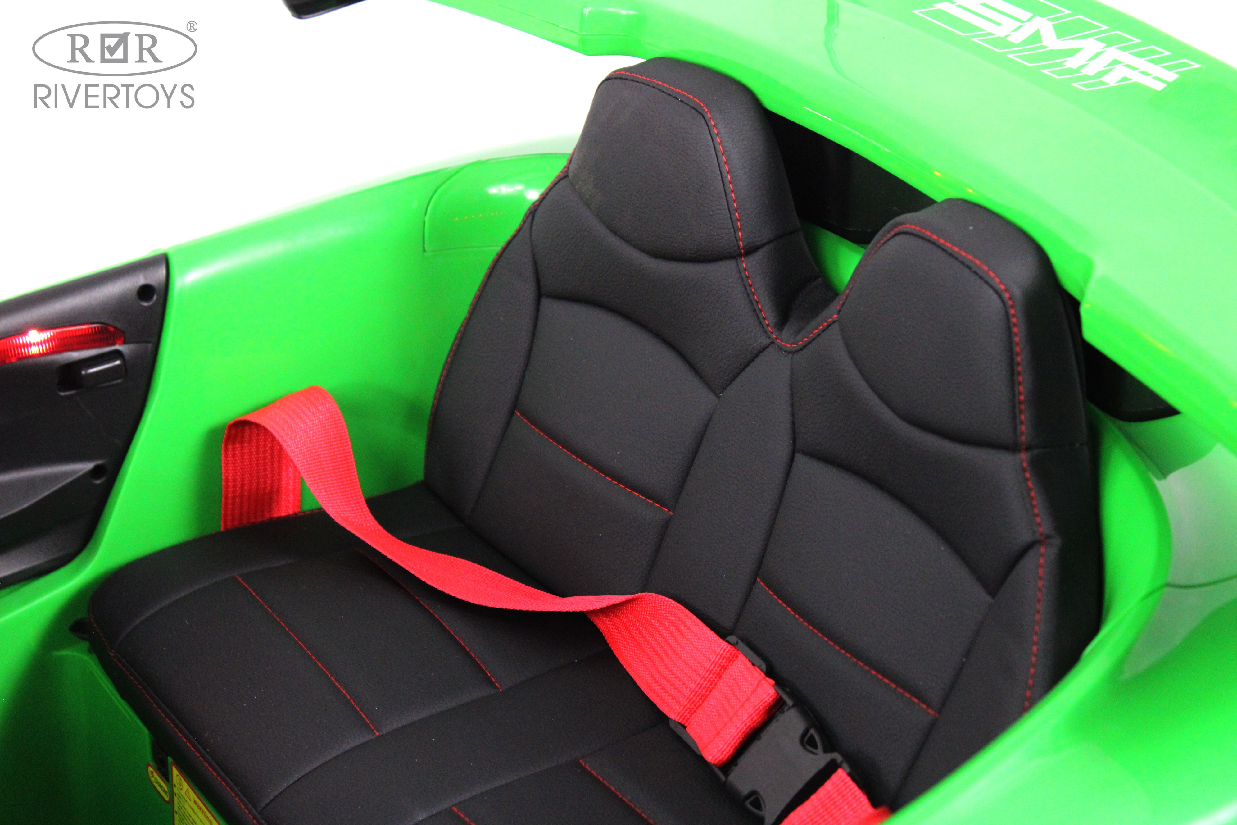 Электромобиль RIVERTOYS E005EE-GREEN С пультом ДУ - фото 15