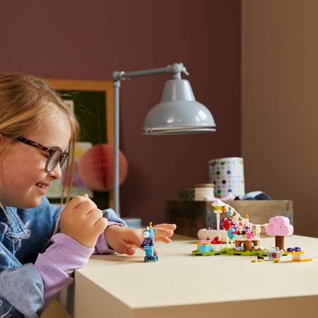 Конструктор LEGO Animal Crossing Julians Birthday Party блочный