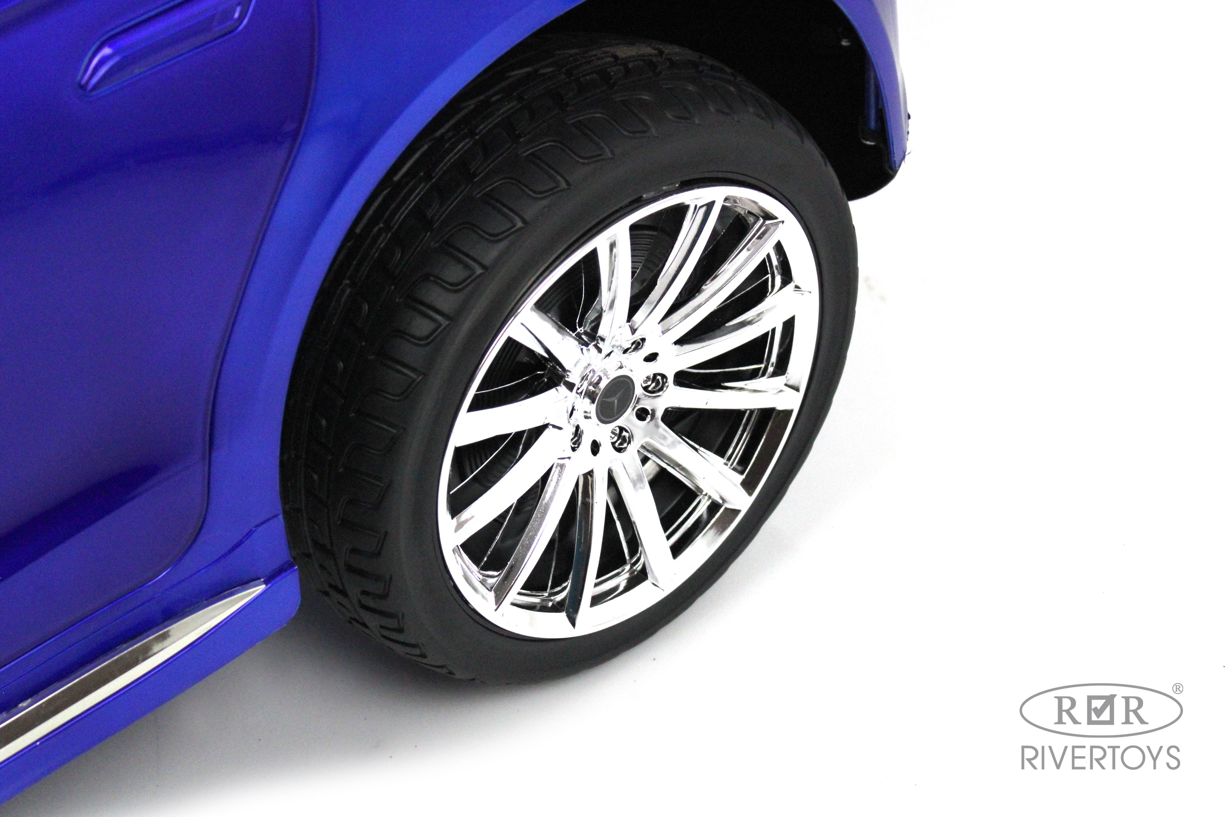 Электромобиль RIVERTOYS Mercedes М333БХ-BLUE-GLANEC С пультом ДУ - фото 11