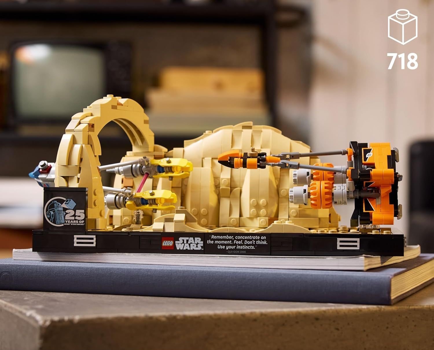 Конструктор LEGO Star Wars Диорама Мос Эспа 718 дет. - фото 4