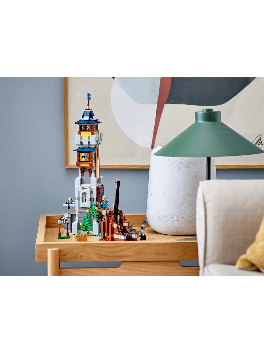 Конструктор LEGO Creator Средневековый замок 1426 дет. - фото 19