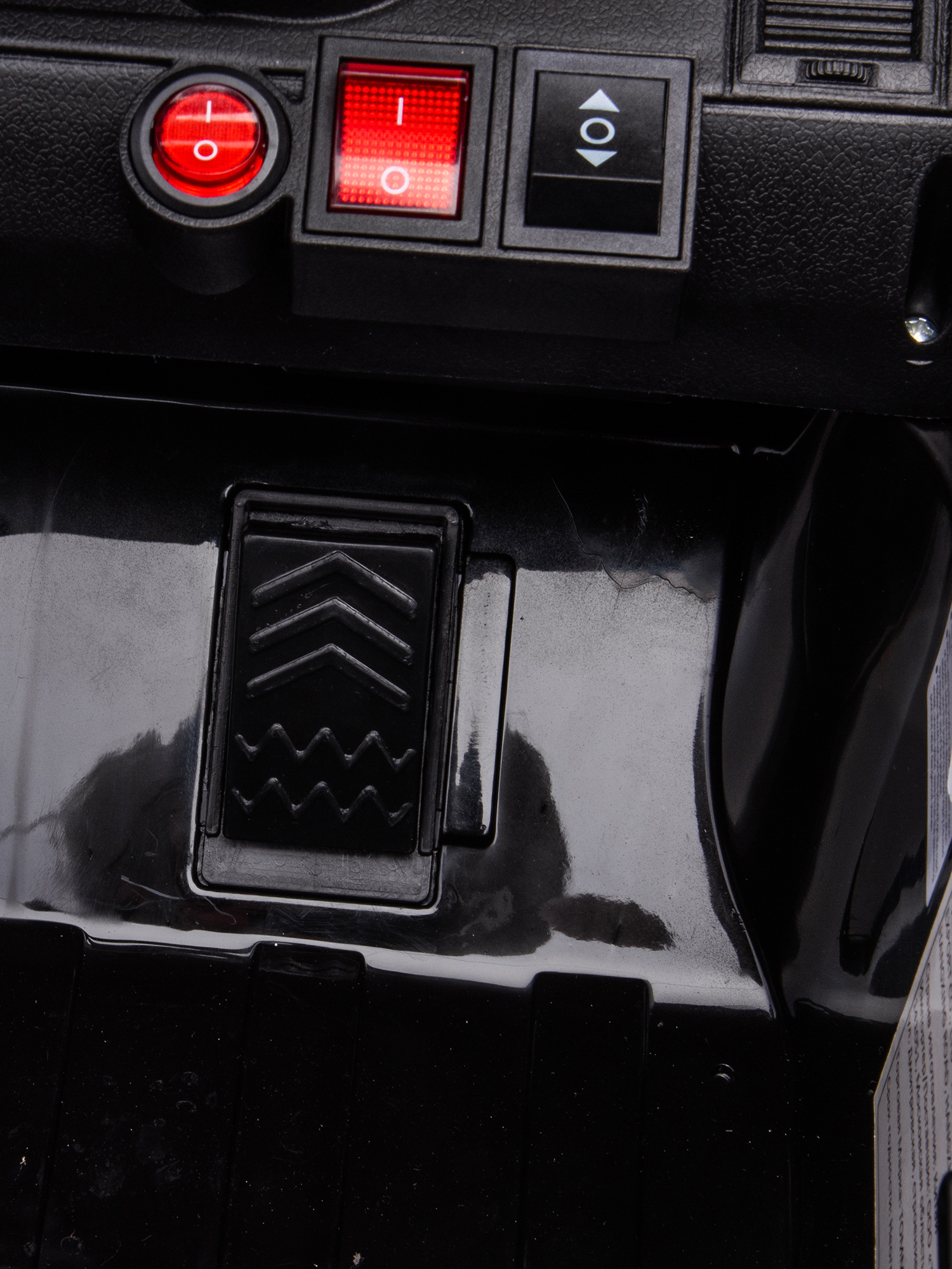 Электромобиль TOMMY Mercedes MB-6 С пультом ДУ - фото 12