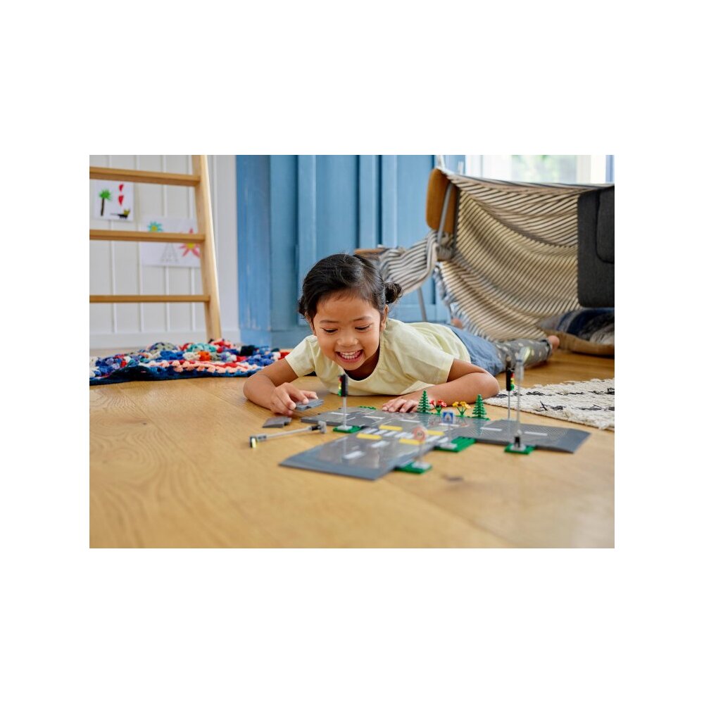 Конструктор LEGO City 317 дет. - фото 5