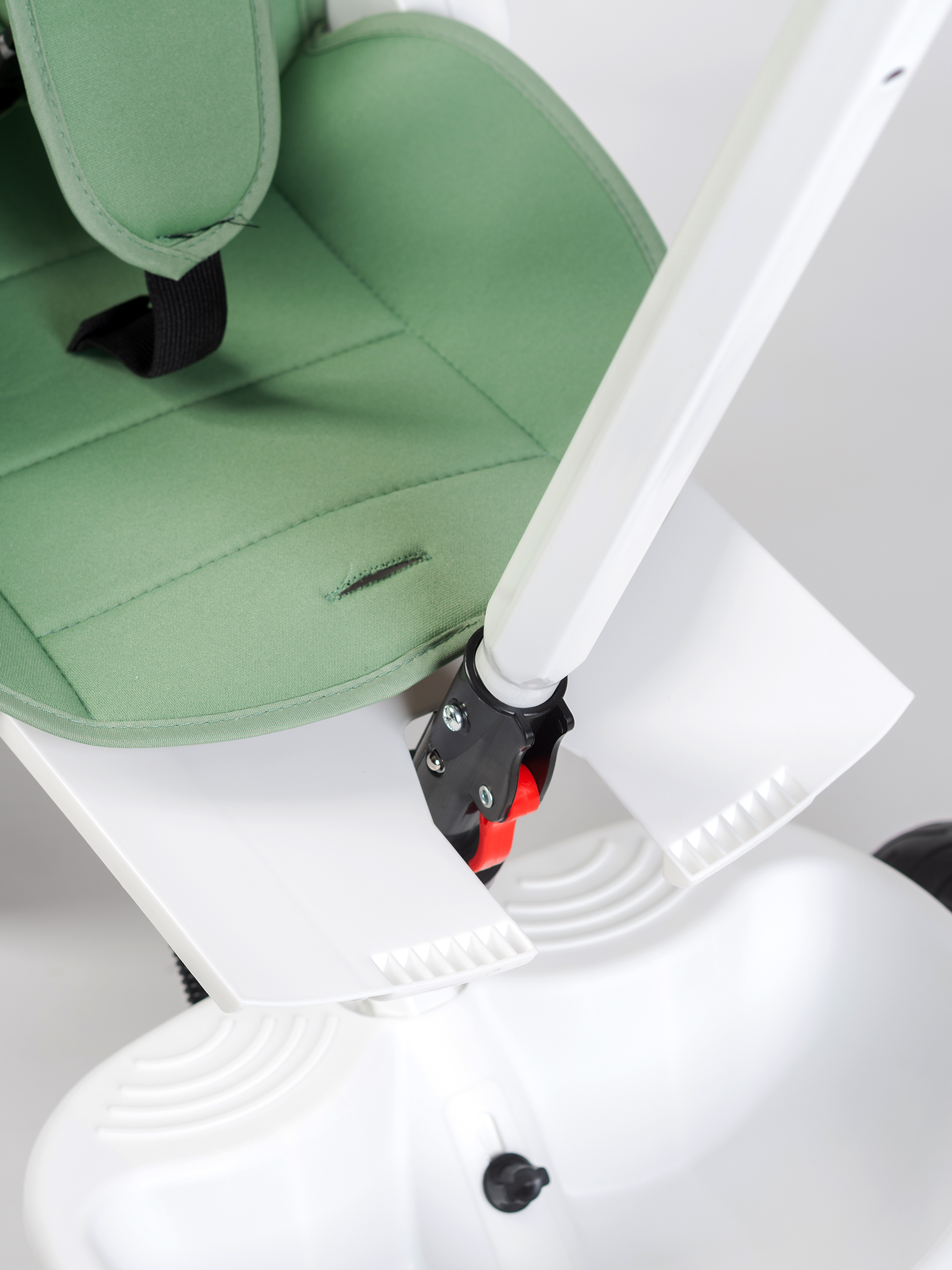 Трехколесный велосипед Babyhit 10 дюймов - фото 8