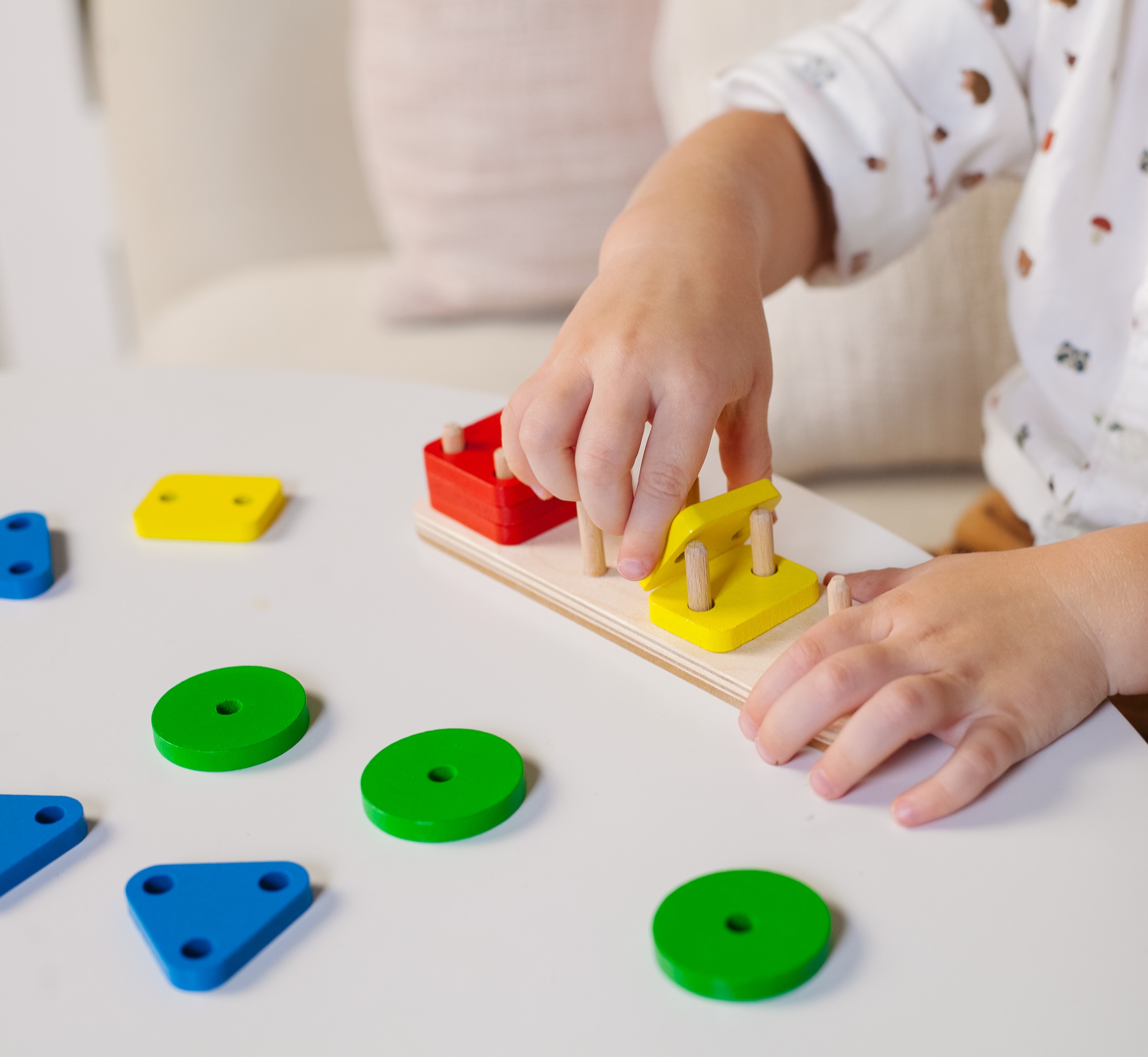 Игрушка Alatoys сортер Фигуры и цвета в ассортименте - фото 8