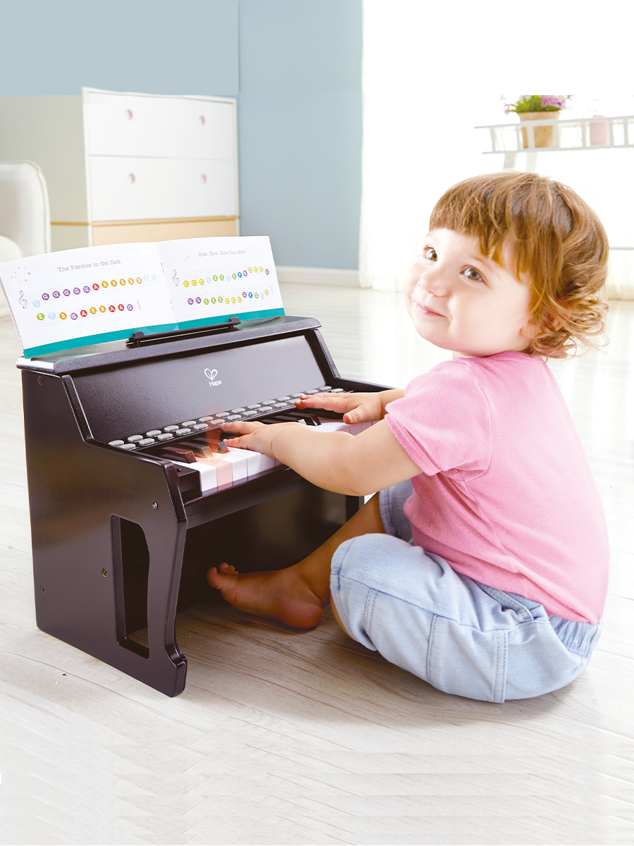 Игрушка музыкальная Hape Пианино черное детское пианино - фото 4