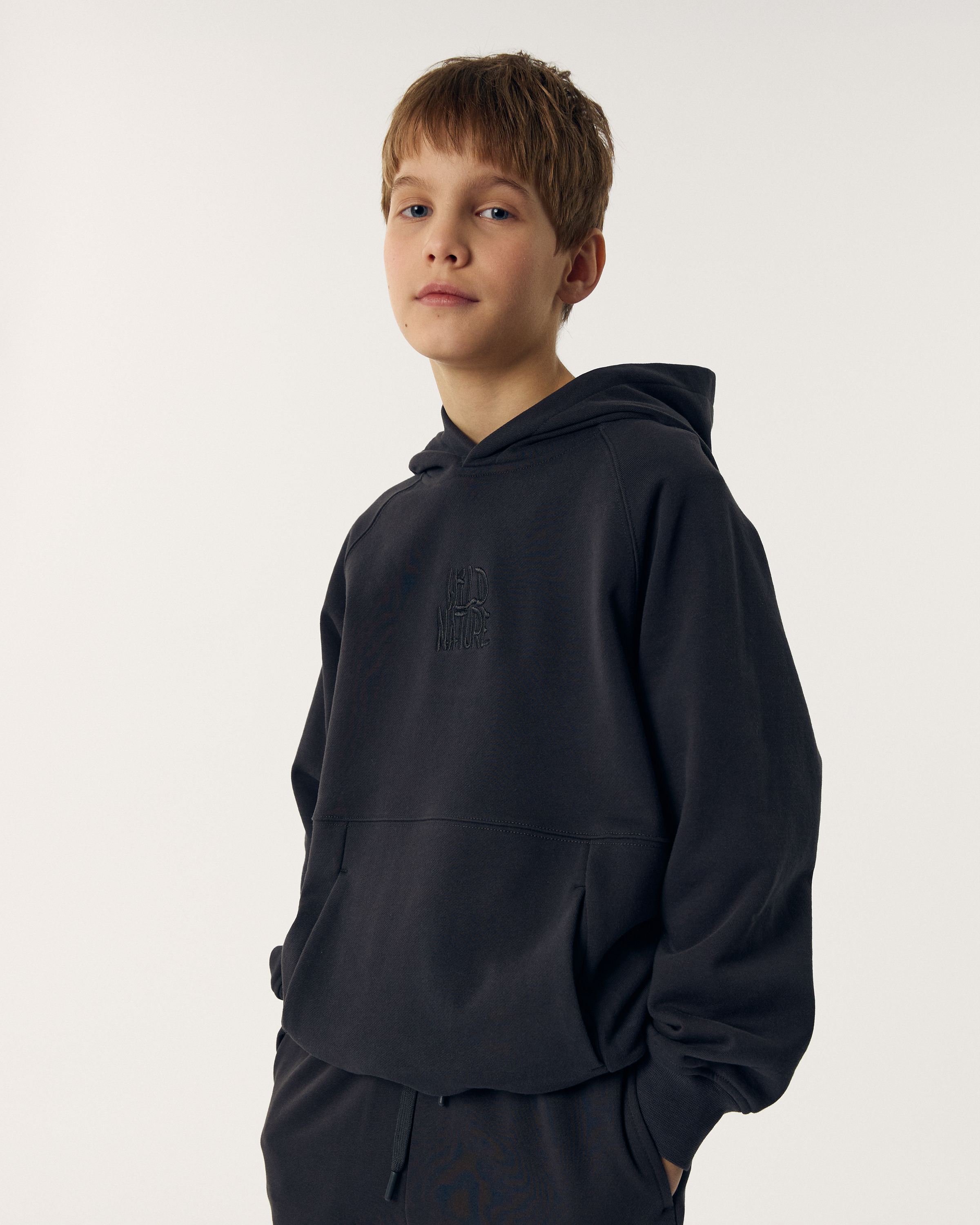 Изображение товара Худи Futurino Fashion для мальчика 146, тёмно-серый с вышивкой