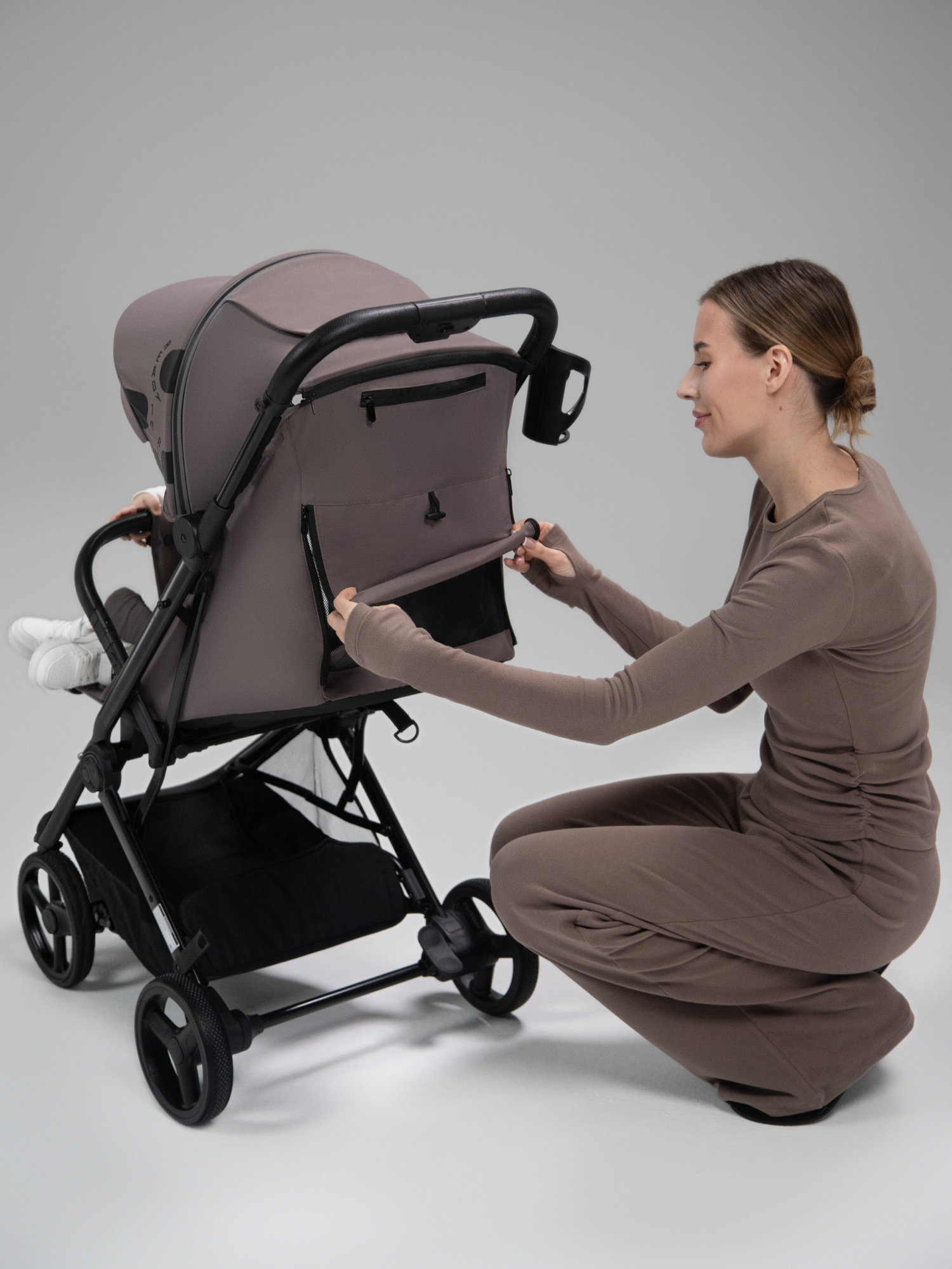 Коляска прогулочная Amarobaby Ride бежевый - фото 24