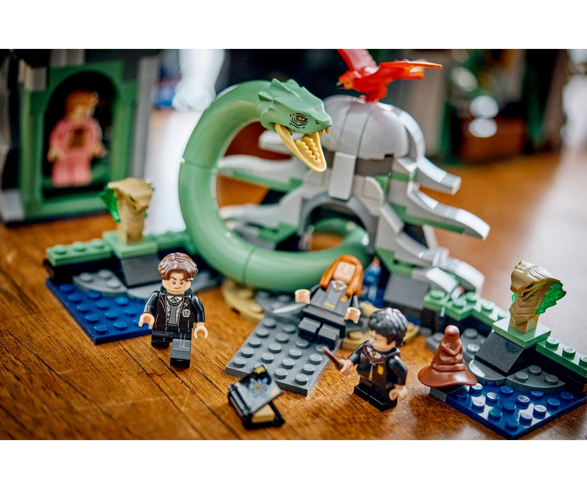 Конструктор LEGO Harry Potter Хогвартс Восточное крыло 2164 дет. - фото 10