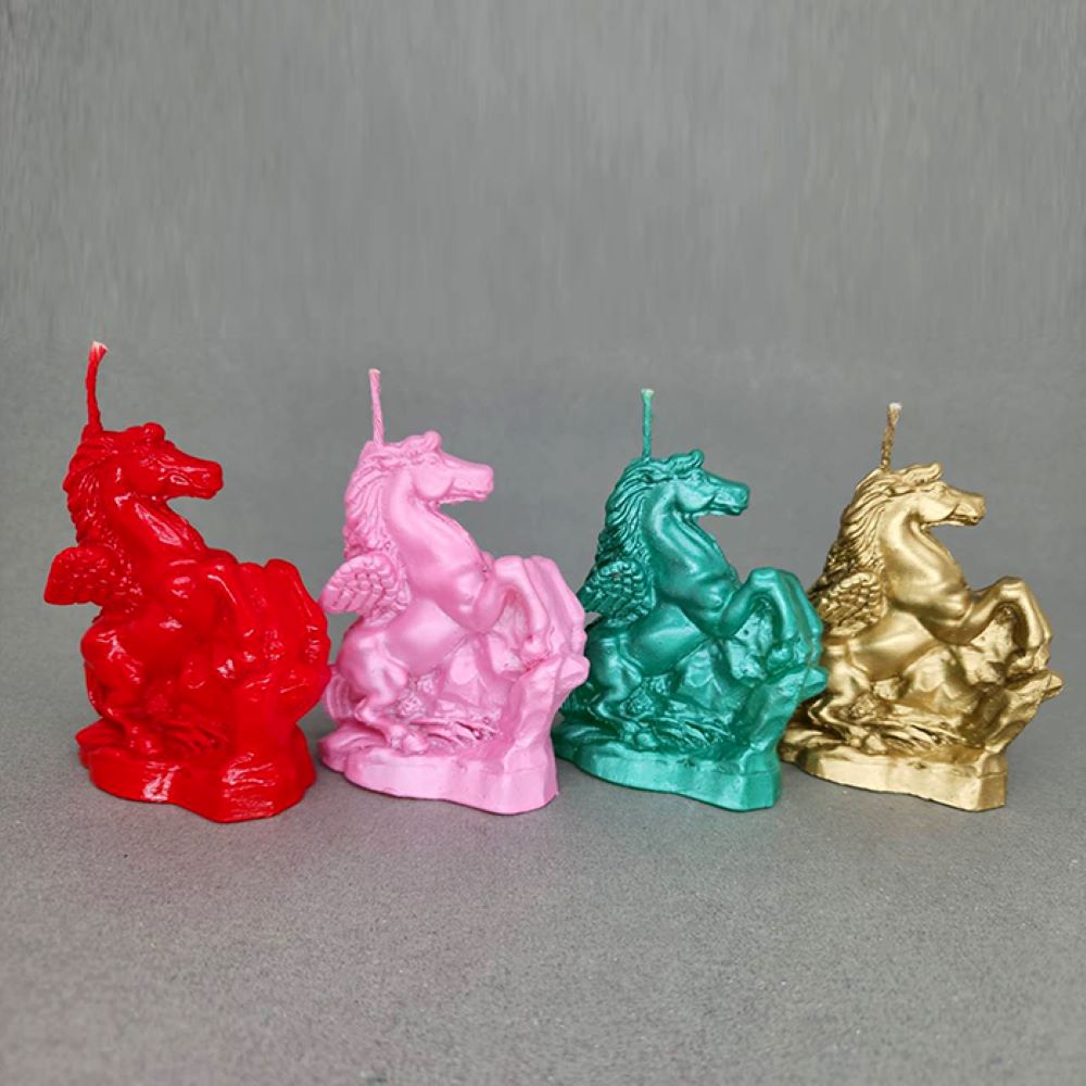 Свеча Магия праздника Лошадка-Пегас - фото 1