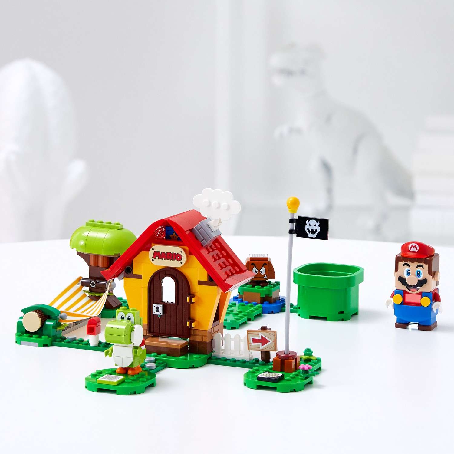 Конструктор LEGO Super Mario Дом Марио и Йоши блочный - фото 6