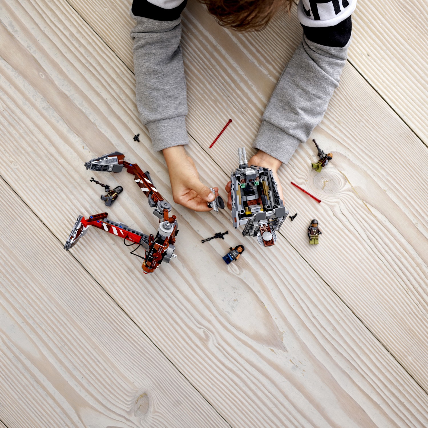Конструктор LEGO Star Wars Диверсионный AT-ST 540 дет. - фото 4
