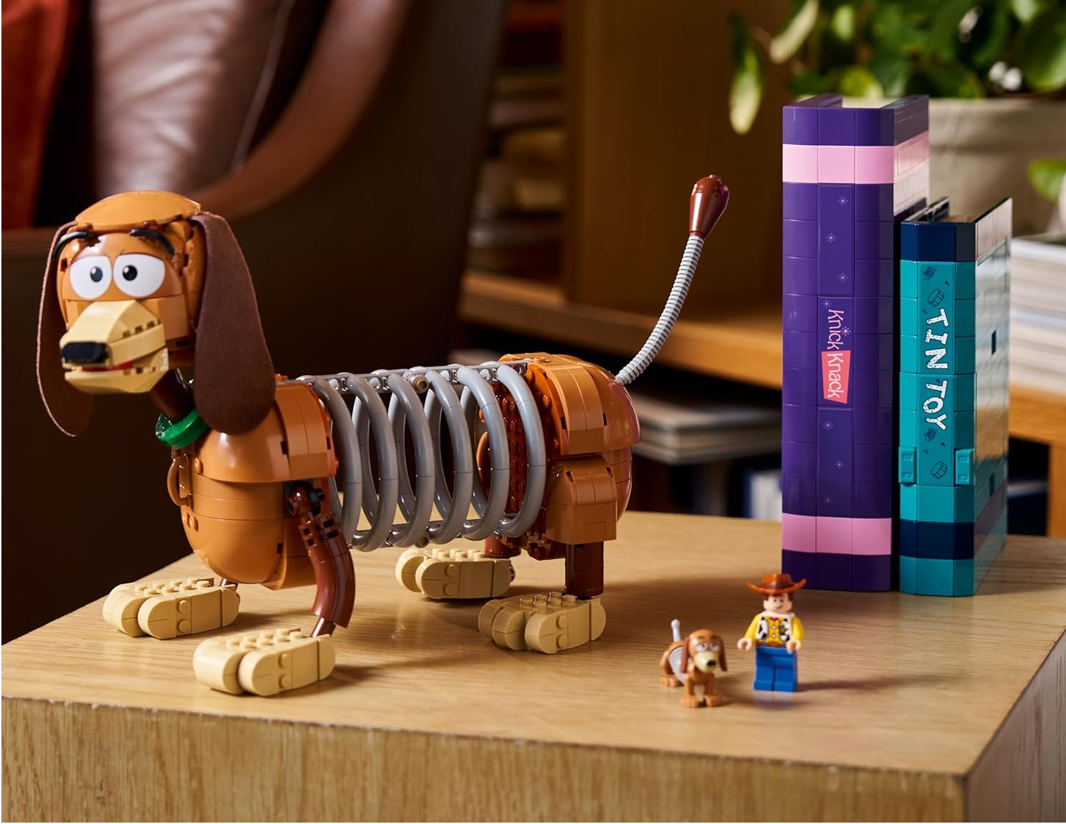Конструктор LEGO Disney собака Слинки 1311 дет. - фото 3