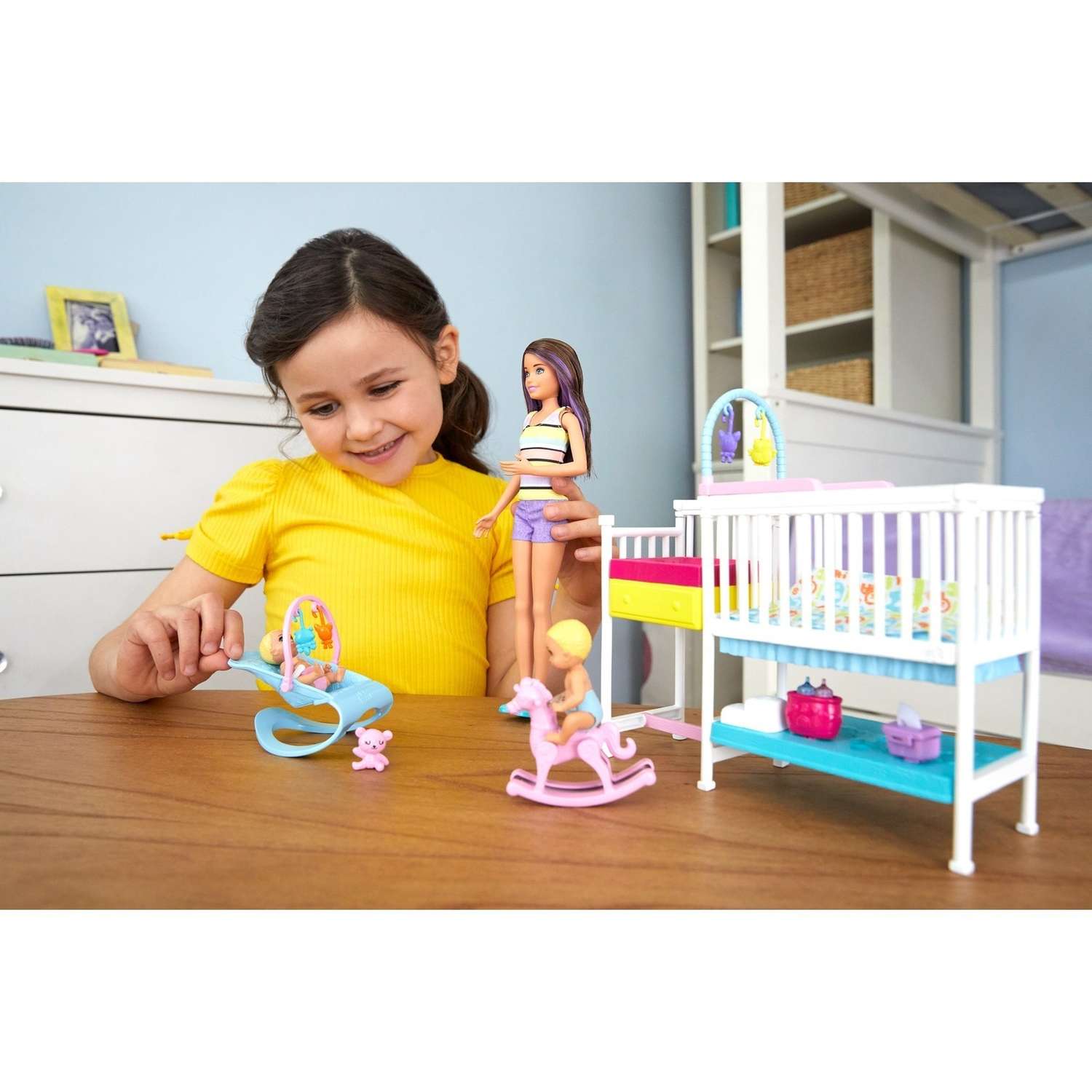 Кукла модельная Barbie GFL38 - фото 18