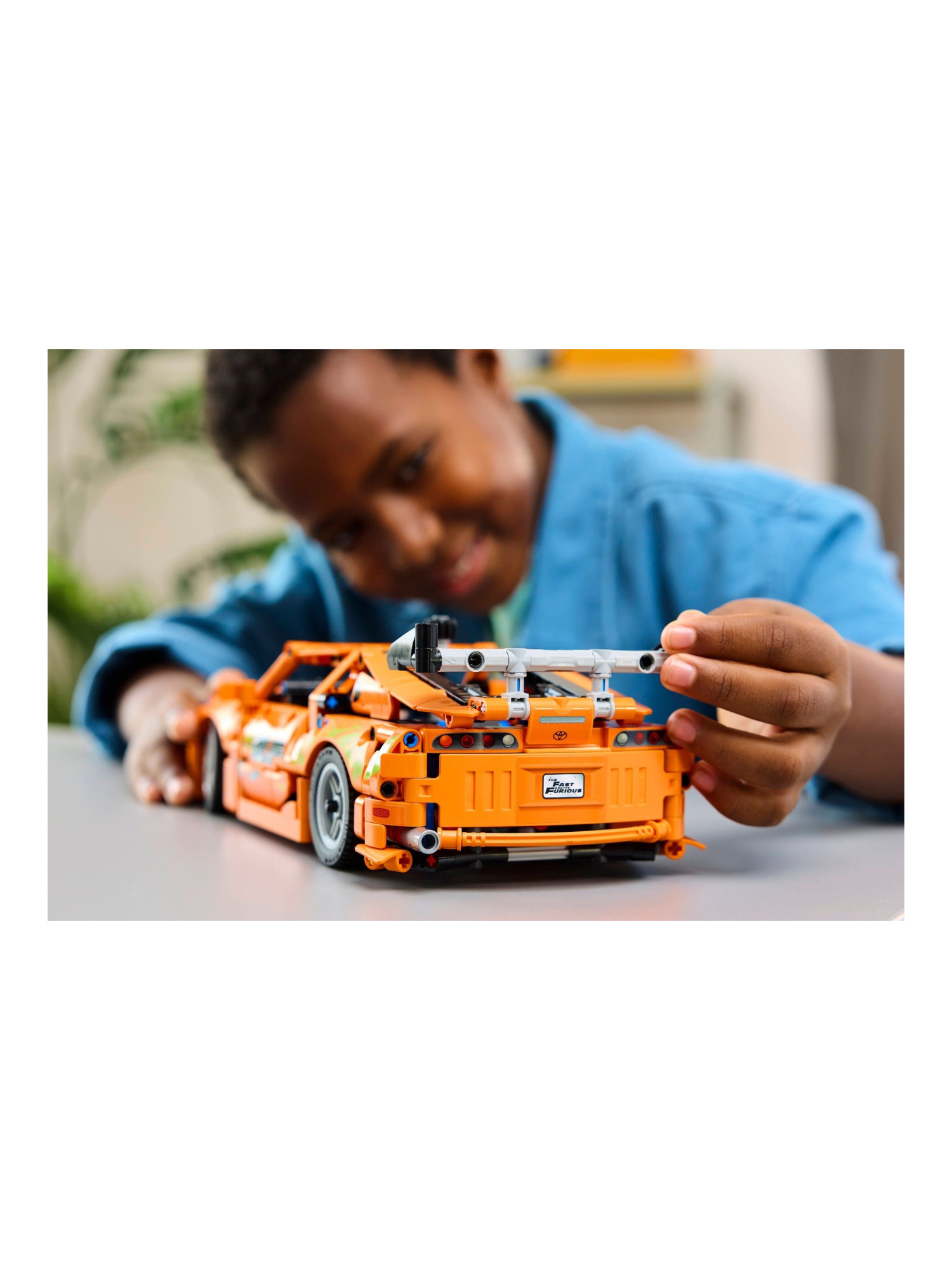 Конструктор LEGO Technic Тойота Супра MK4 810 дет. - фото 4