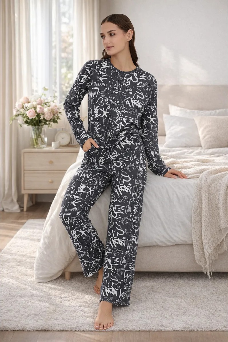 Изображение товара Пижама Mark Formelle для женщин с абстрактным рисунком и длинным рукавом Изображение товара Пижама Mark Formelle для женщин с абстрактным рисунком и длинным рукавом