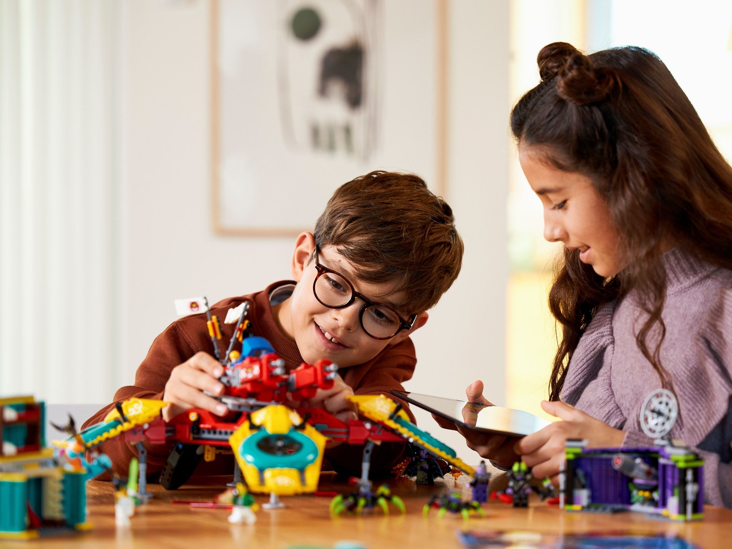Конструктор LEGO Monkie kid 80023 1462 дет. - фото 10