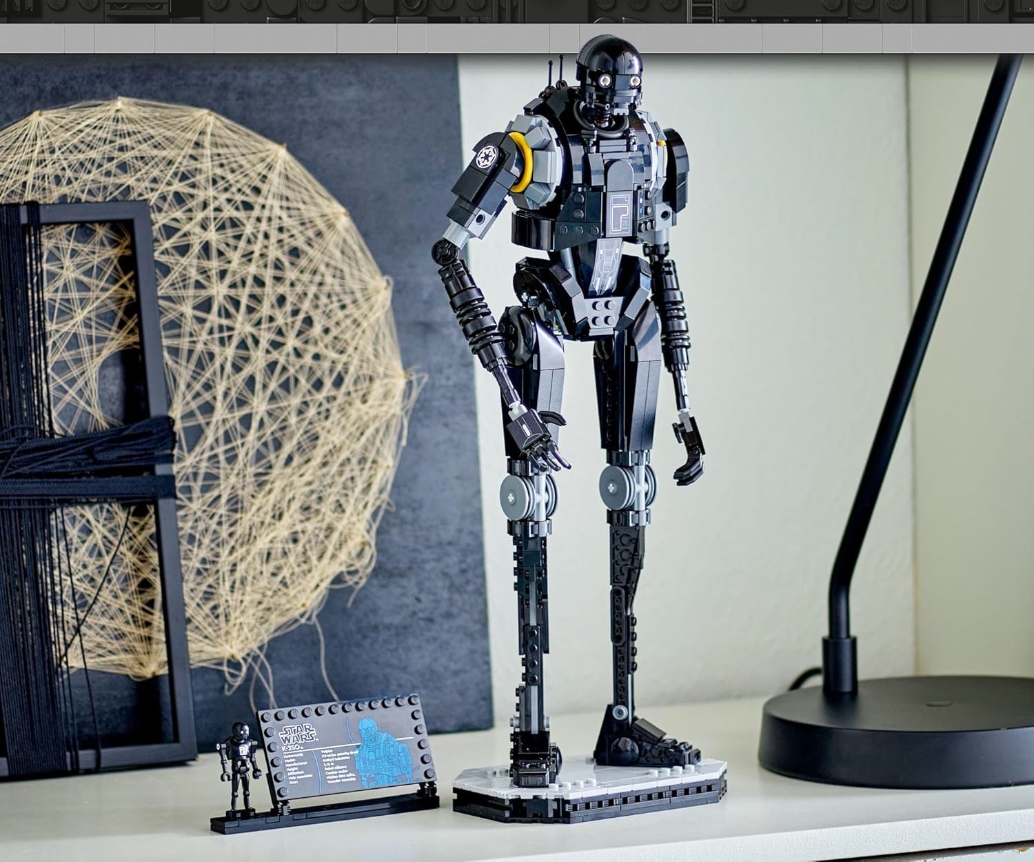 Конструктор LEGO Star Wars K-2SO Охранный дроид 845 дет. - фото 4