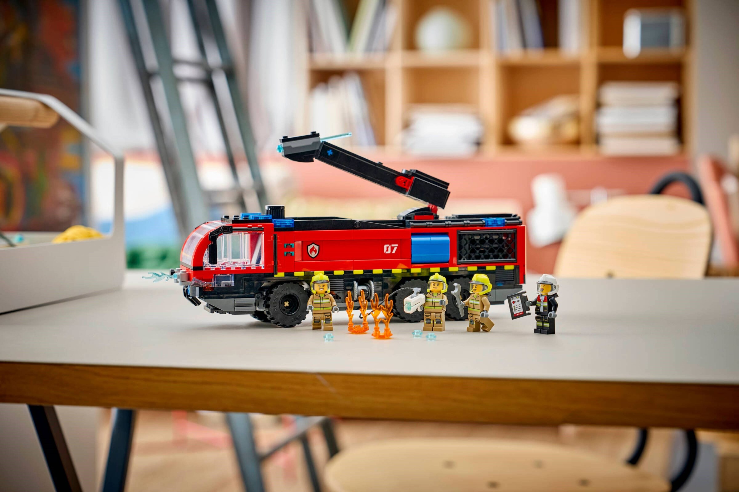 Конструктор LEGO City 60499 691 дет. - фото 6
