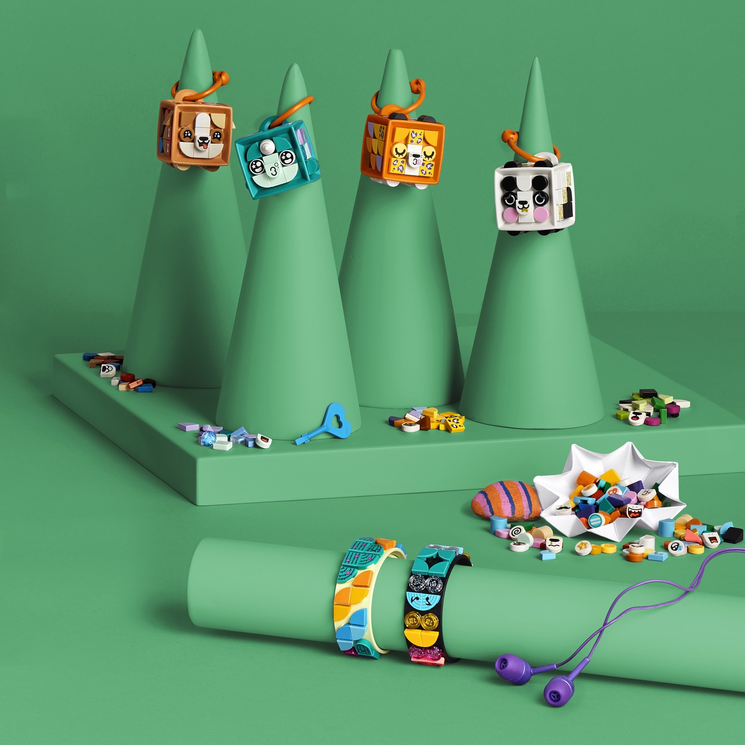 Конструктор LEGO DOTS Брелок Леопард - фото 9