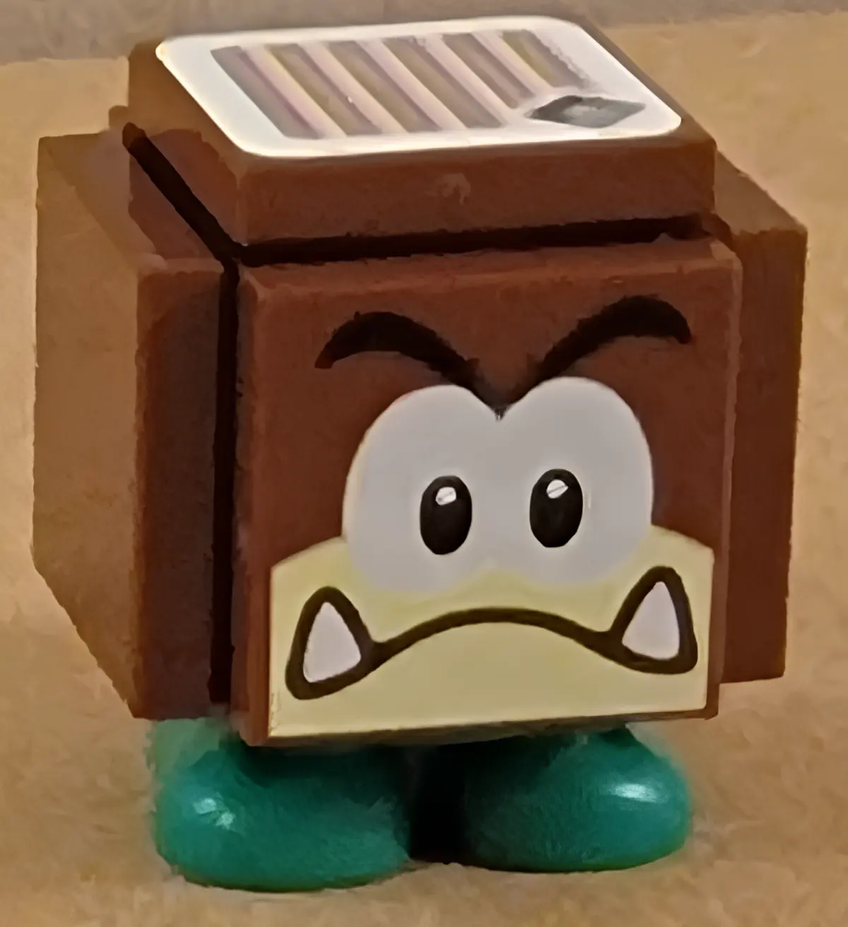 Фигурка LEGO Galoomba Super Mario - фото 1