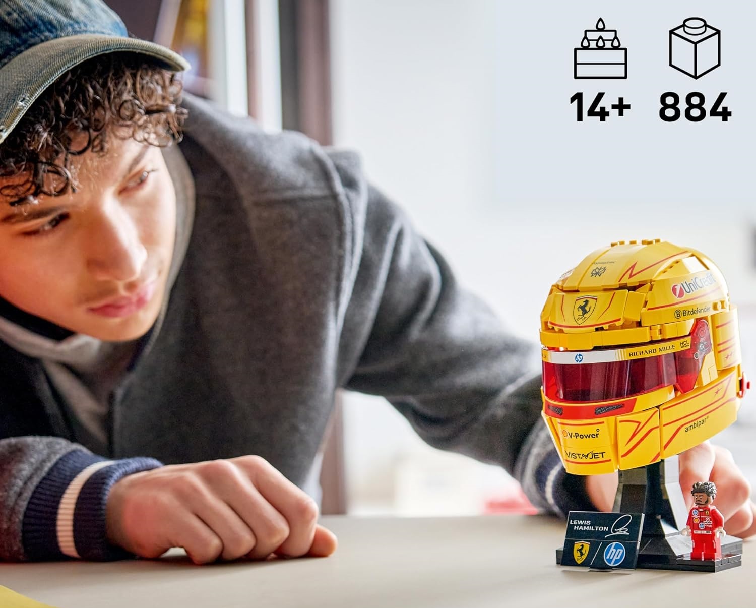 Конструктор LEGO Editions Шлем Льюиса Хэмилтона 884 дет. - фото 5