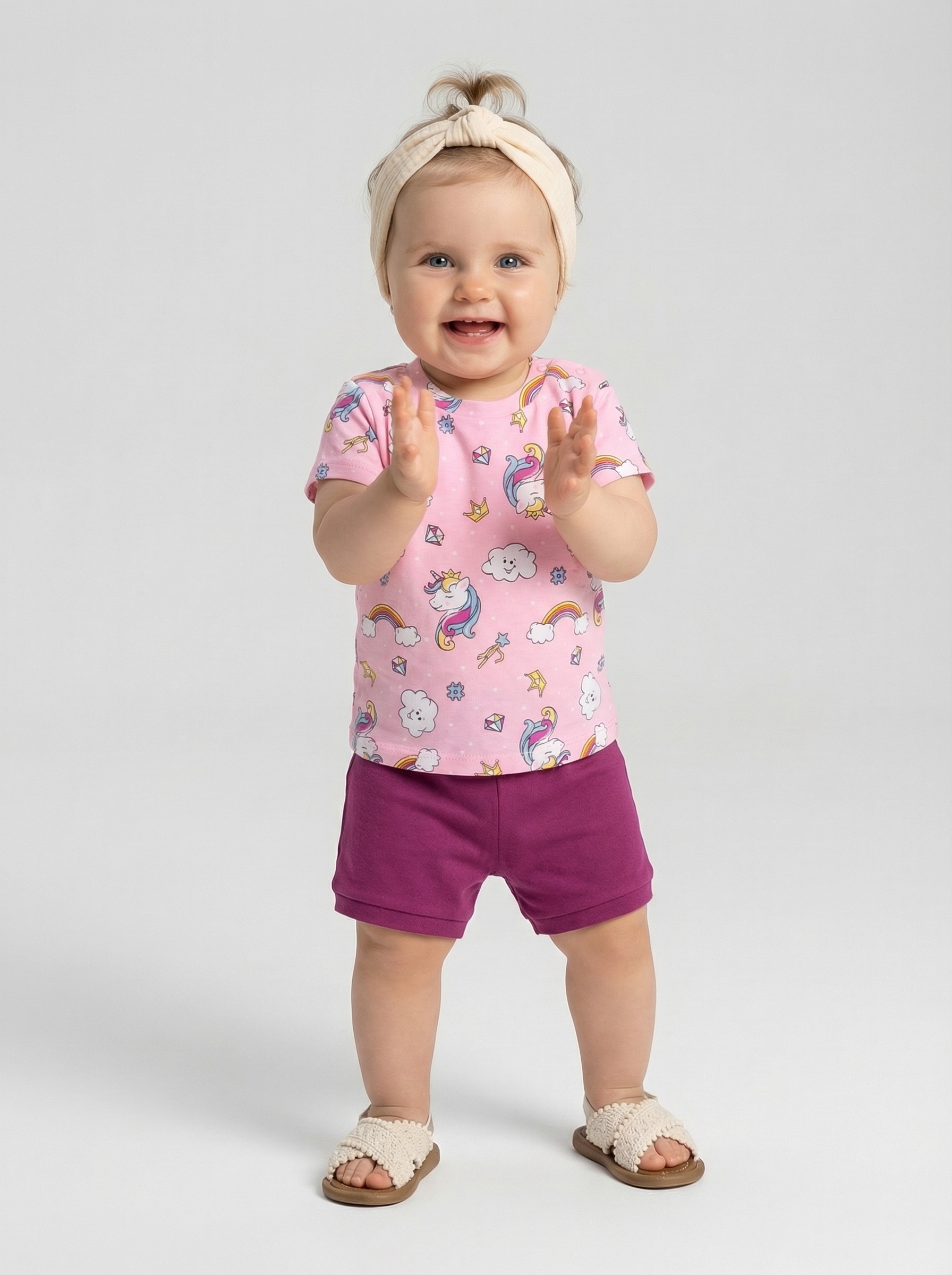 Изображение товара Комплект для девочек YOULALA: футболка и шорты с рисунком