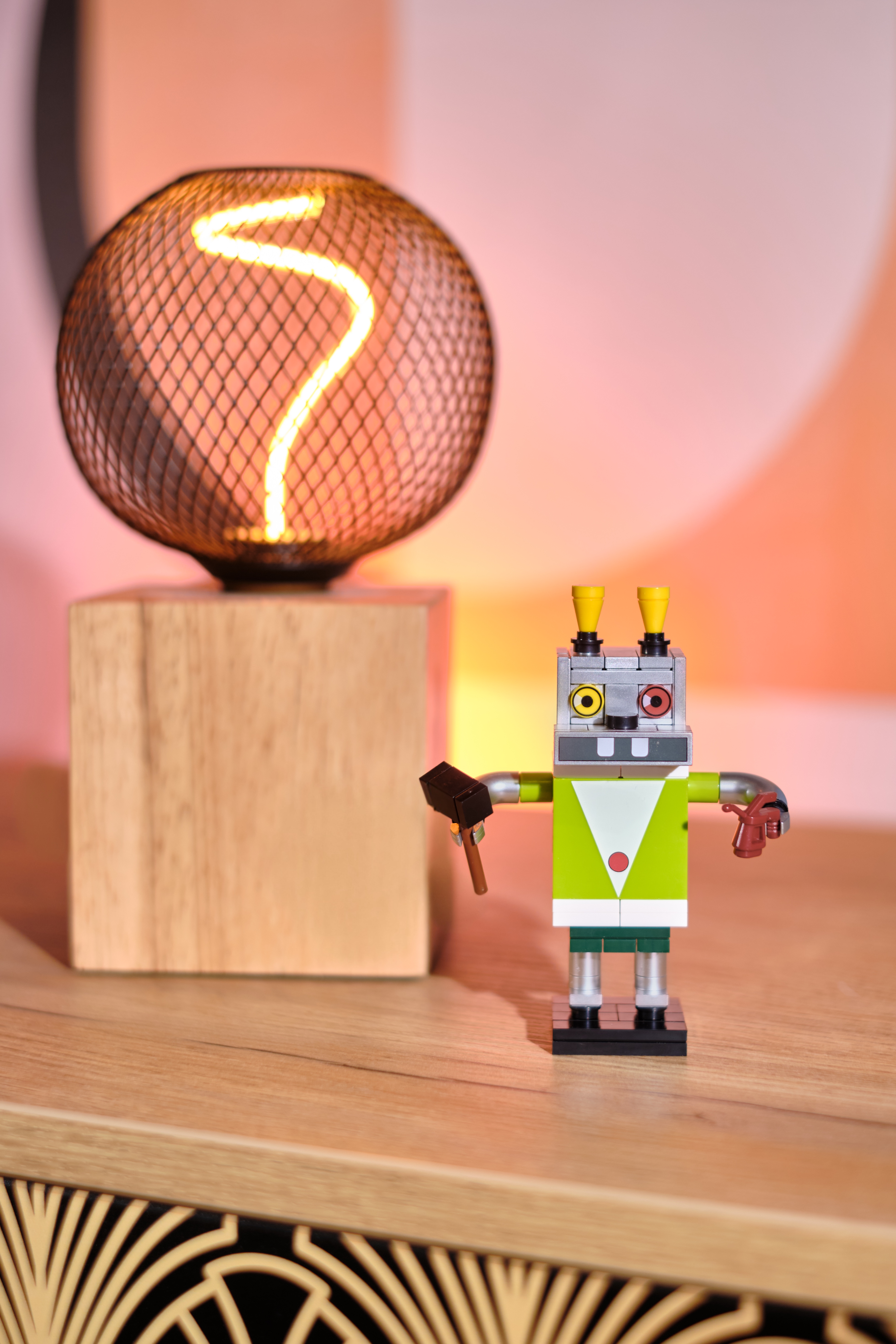 Конструктор brick labs Ну, погоди! Заяц-робот 99 дет. - фото 6