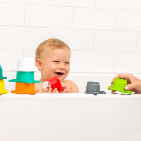 Игрушка INFANTINO Разноцветные стаканчики-сито