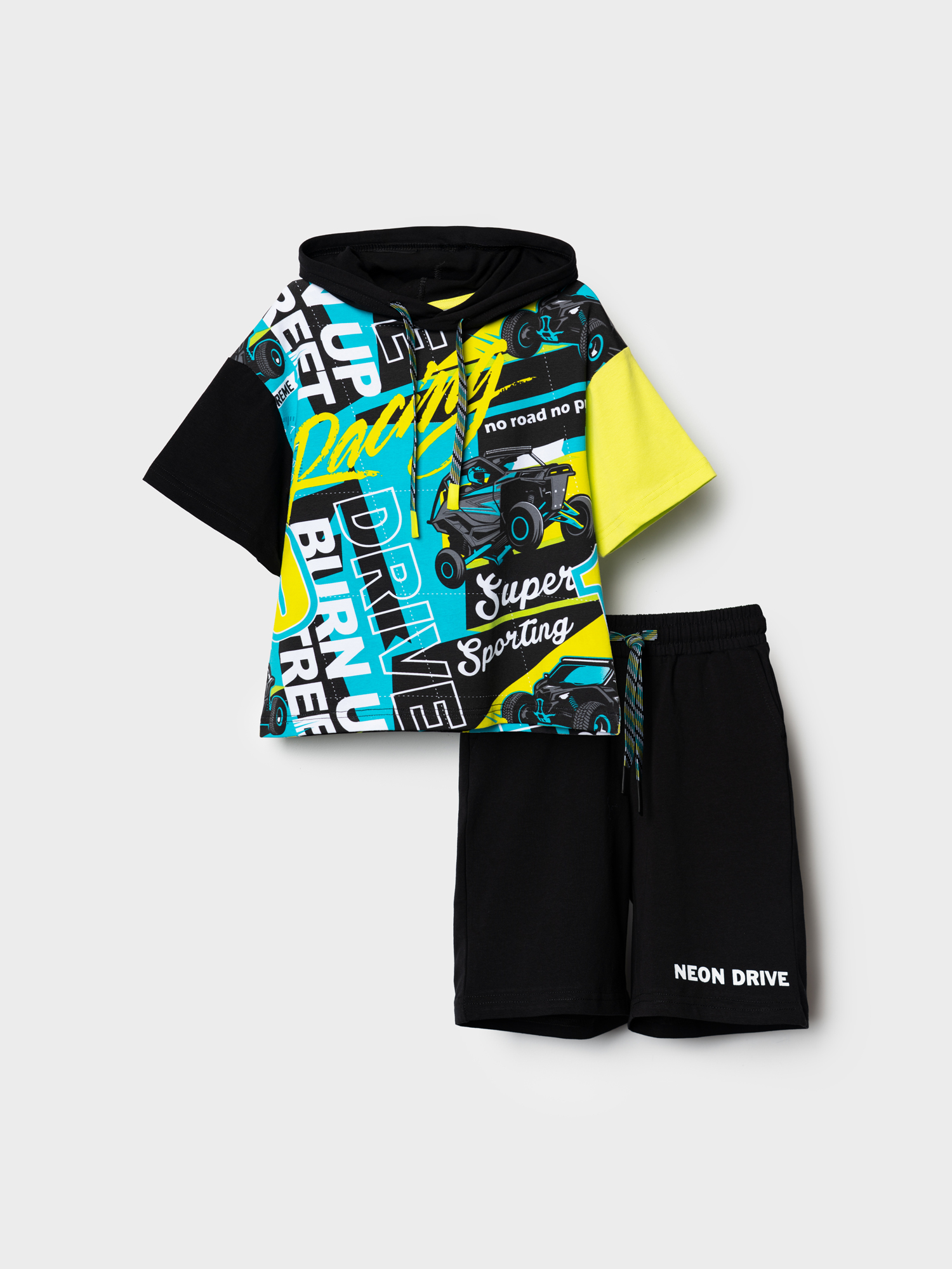 Изображение товара Детский костюм футболка и шорты PlayToday модель 122 яркий дизайн