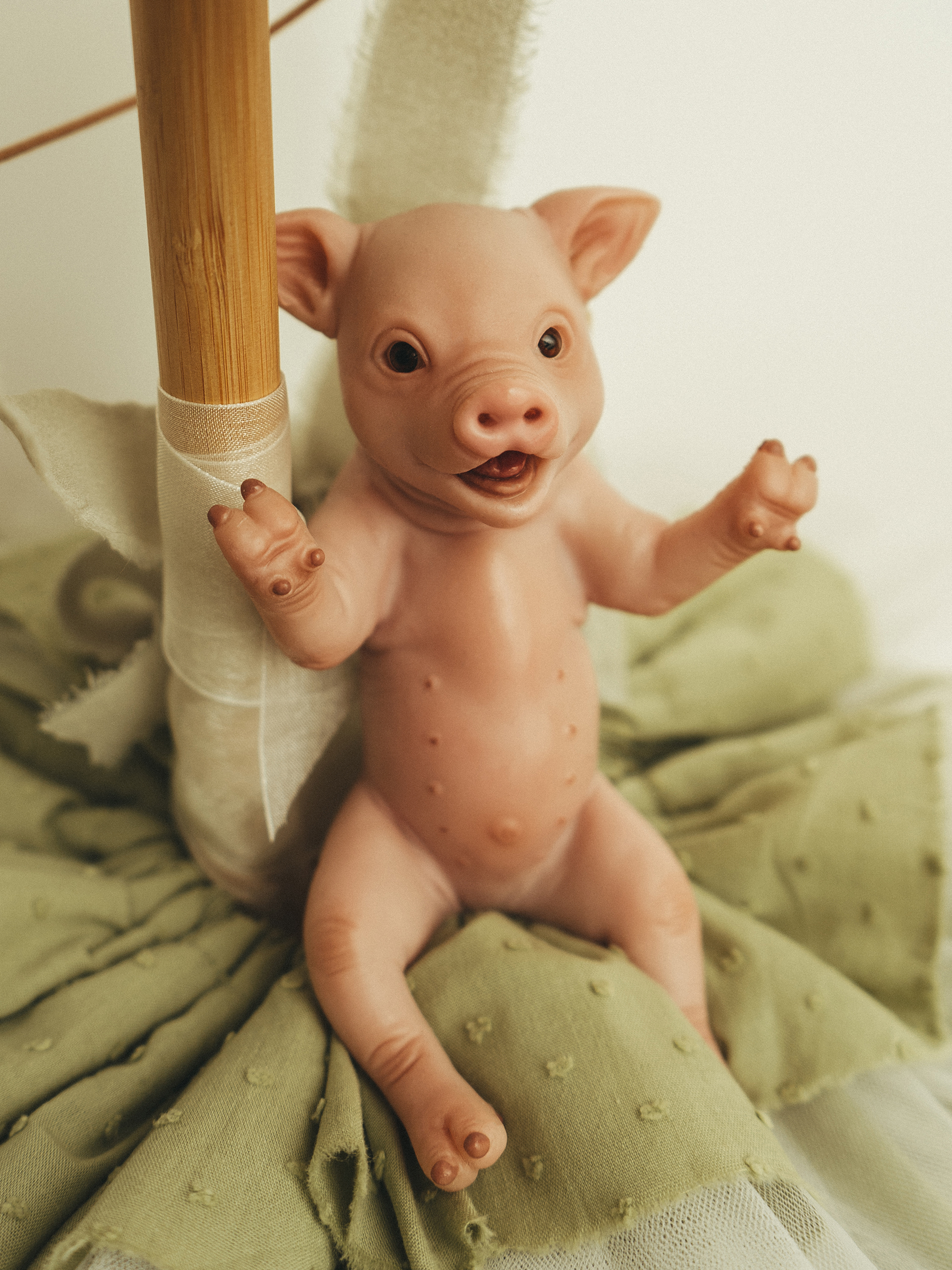 Кукла мини Magic Manufactory Magic Pets Свинья высота 16 см 4631171558326 - фото 6