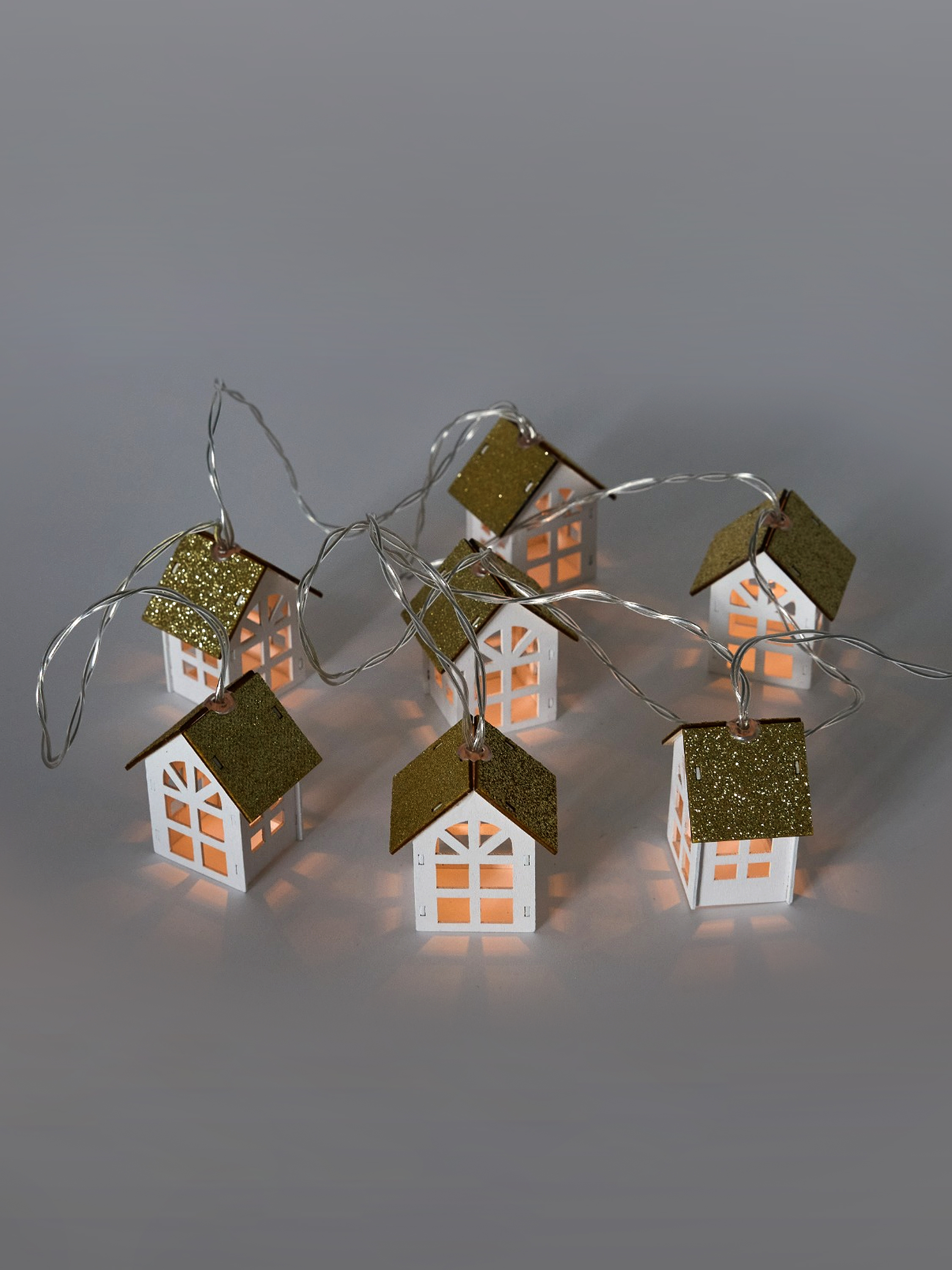 Гирлянда новогодняя FUTURINO Home Домики 180см W26FH5-1027hl-00 - фото 1