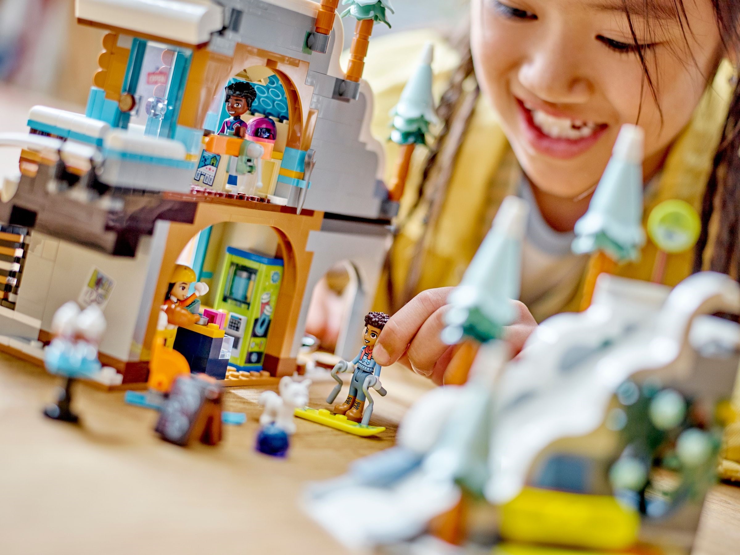 Конструктор LEGO Friends 980 дет. - фото 4
