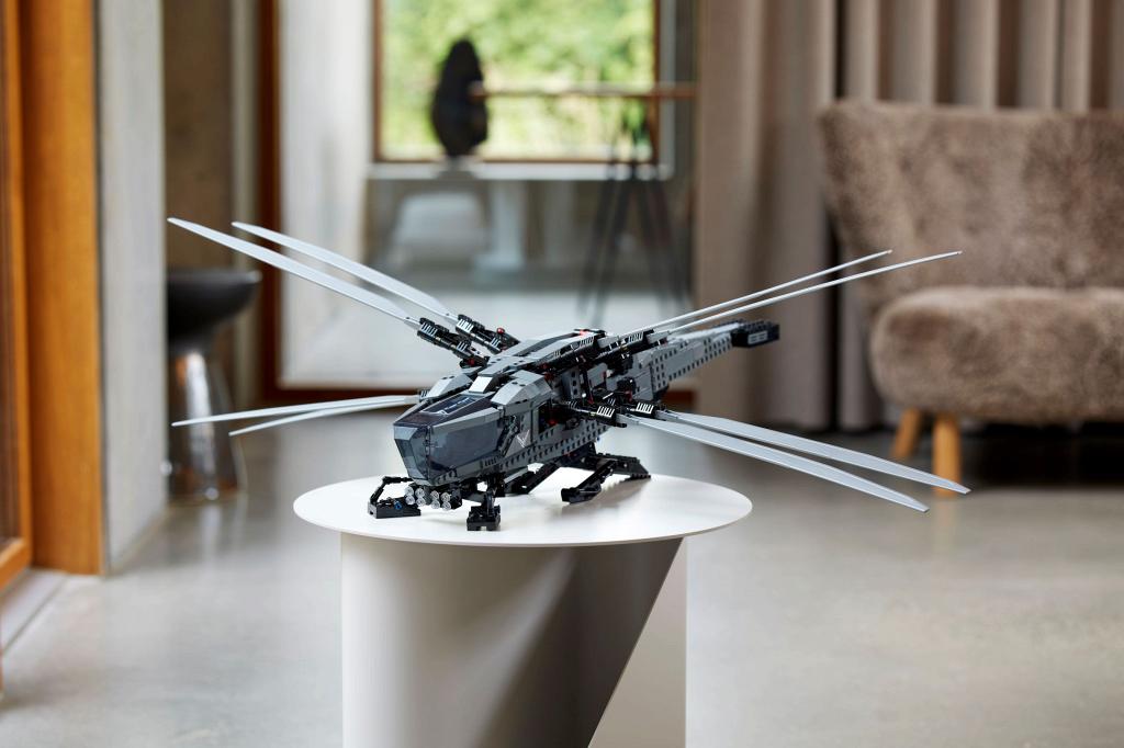 Конструктор LEGO 10327 1369 дет. - фото 8