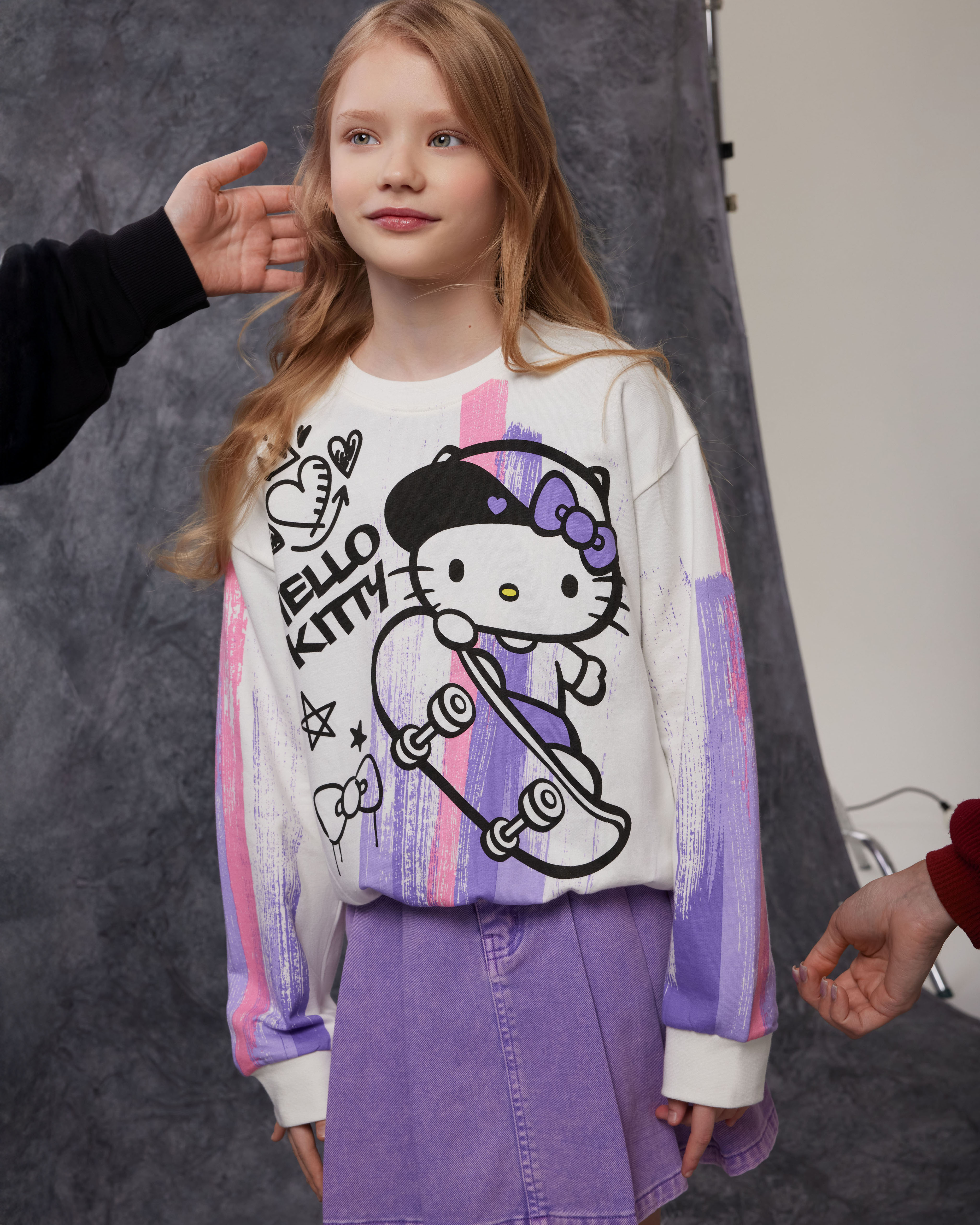 Свитшот HELLO KITTY AND FRIENDS S25LC3-H8A6907tg-00 - фото 9